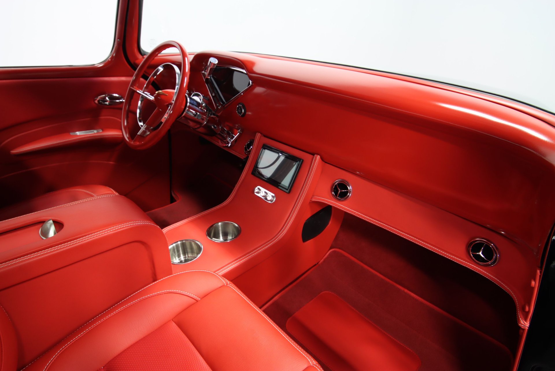 1955 Chevrolet 3100 Big Window Restomod thumbnail 40