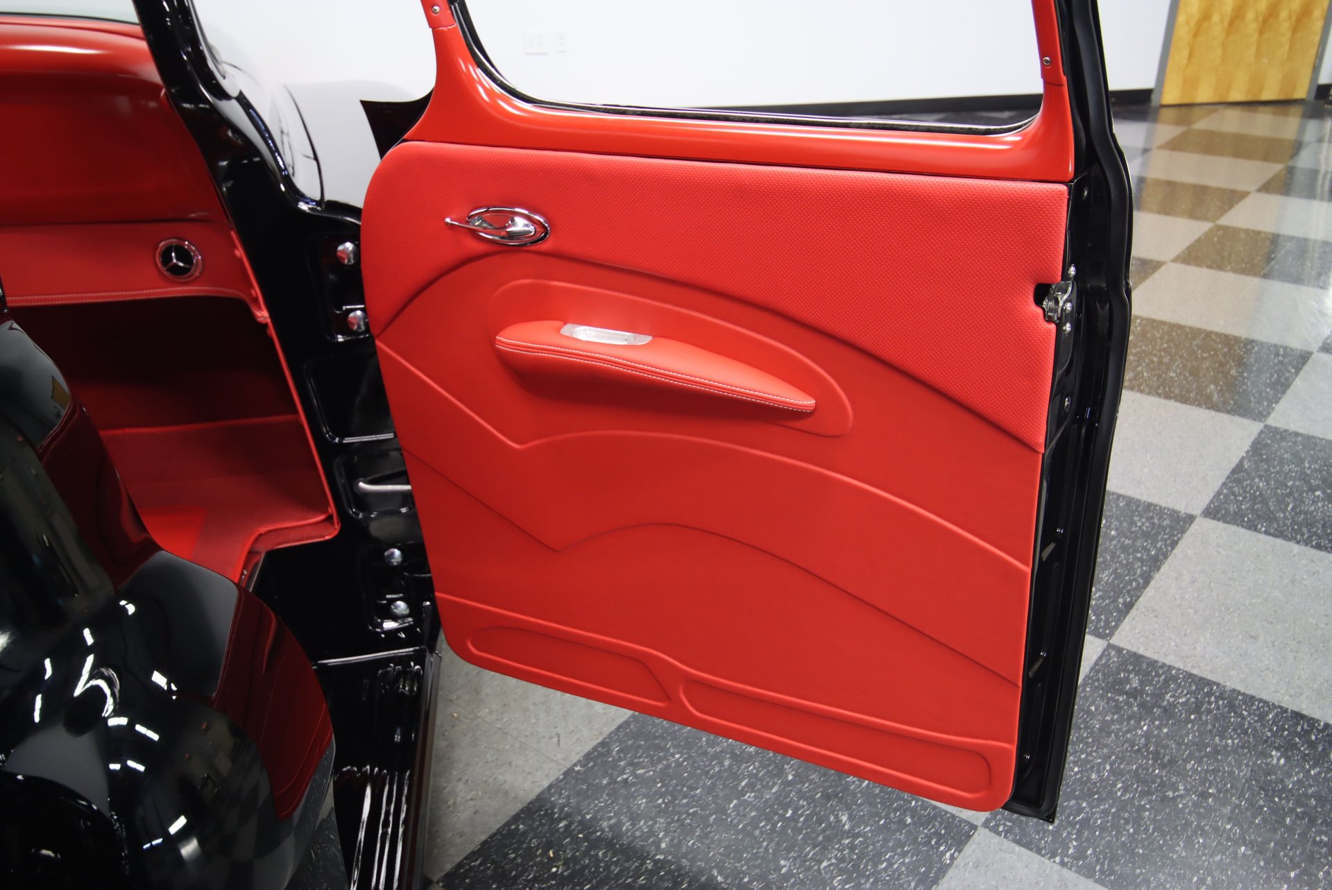 1955 Chevrolet 3100 Big Window Restomod thumbnail 43