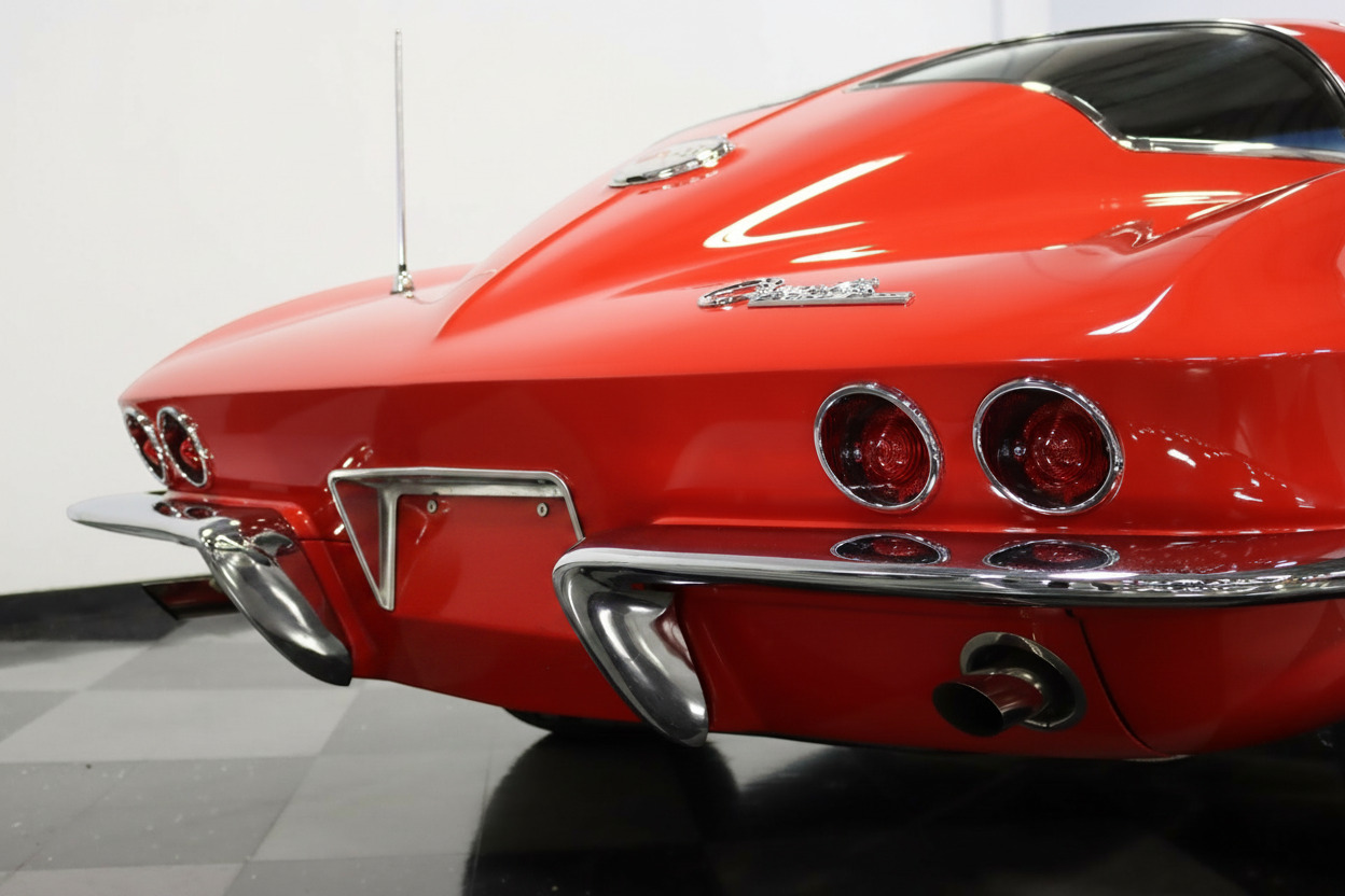 1963 Chevrolet Corvette Split-Window thumbnail 13