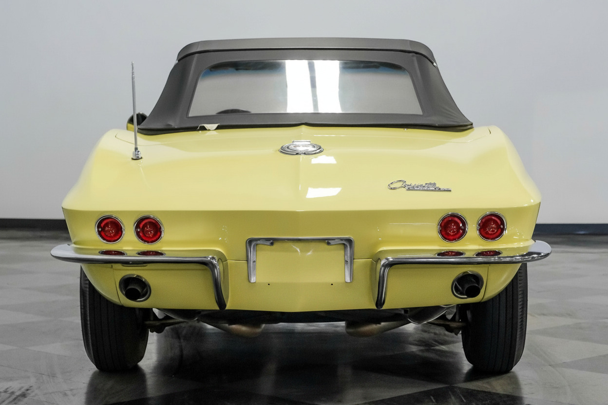 1965 Chevrolet Corvette Convertible L78 thumbnail 3