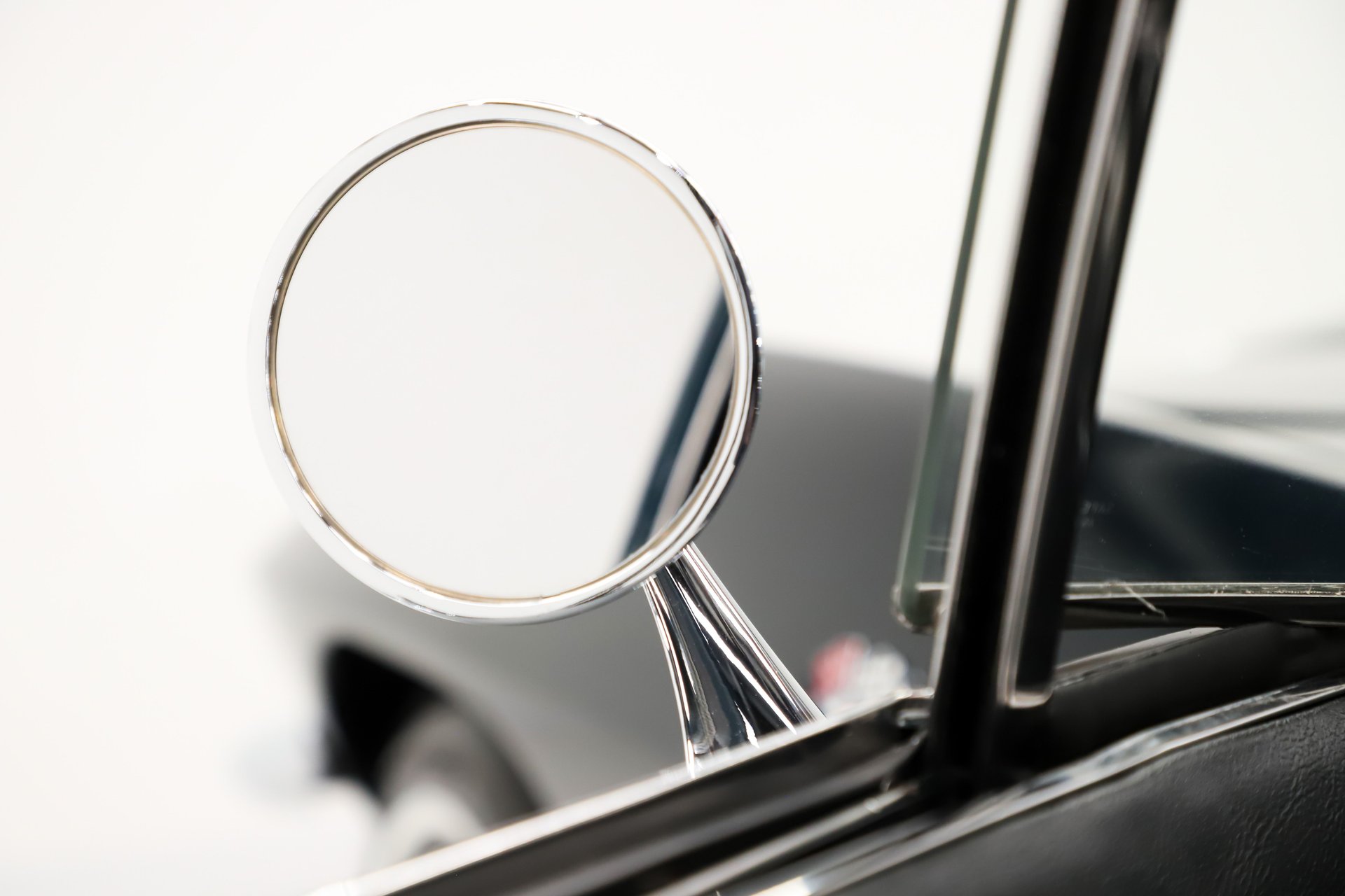 1966 Chevrolet Corvette thumbnail 9