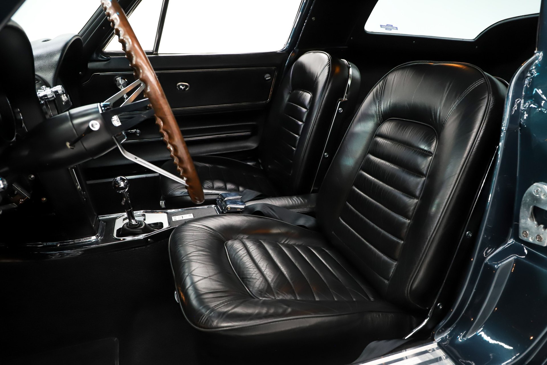 1966 Chevrolet Corvette thumbnail 11