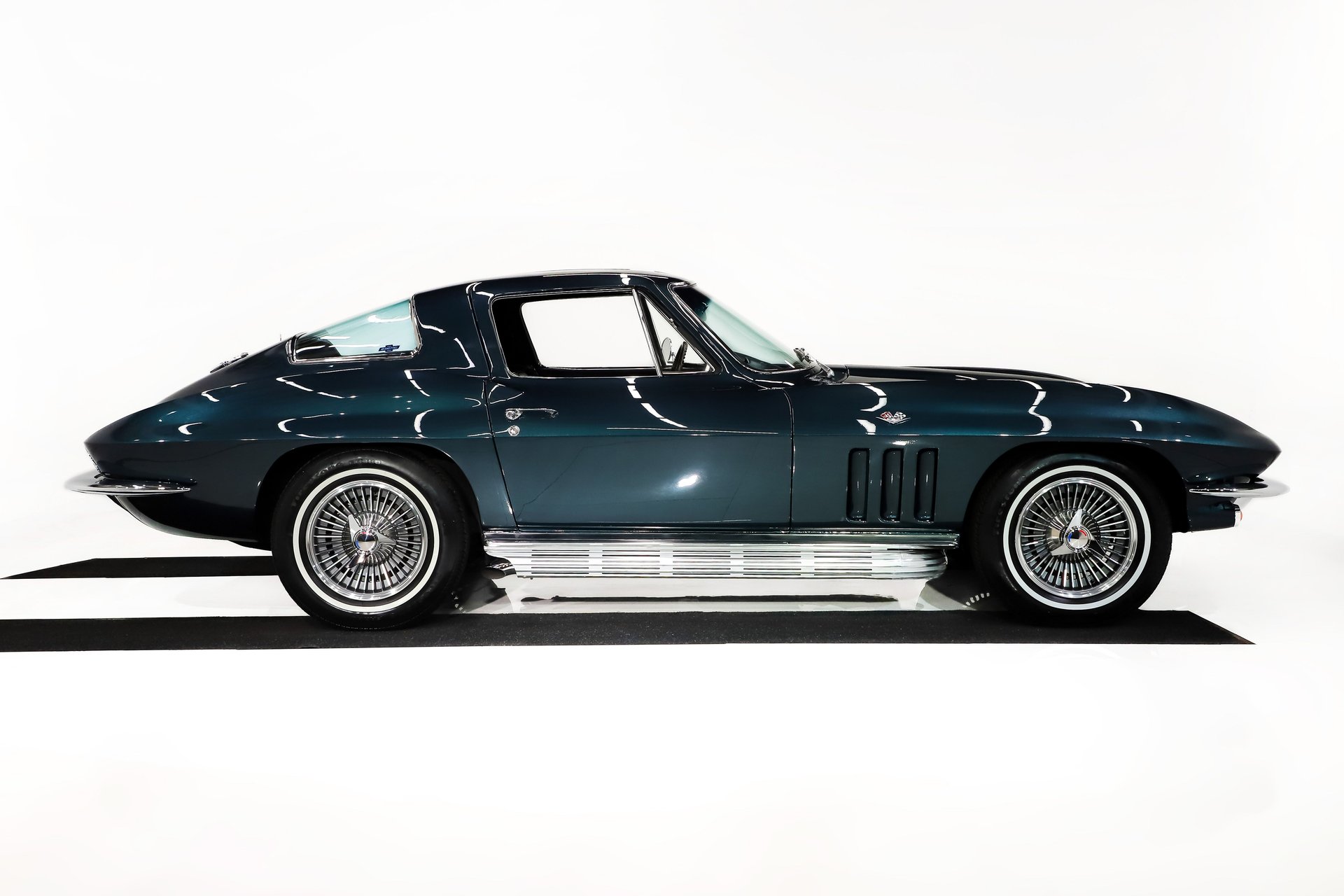 1966 Chevrolet Corvette thumbnail 14