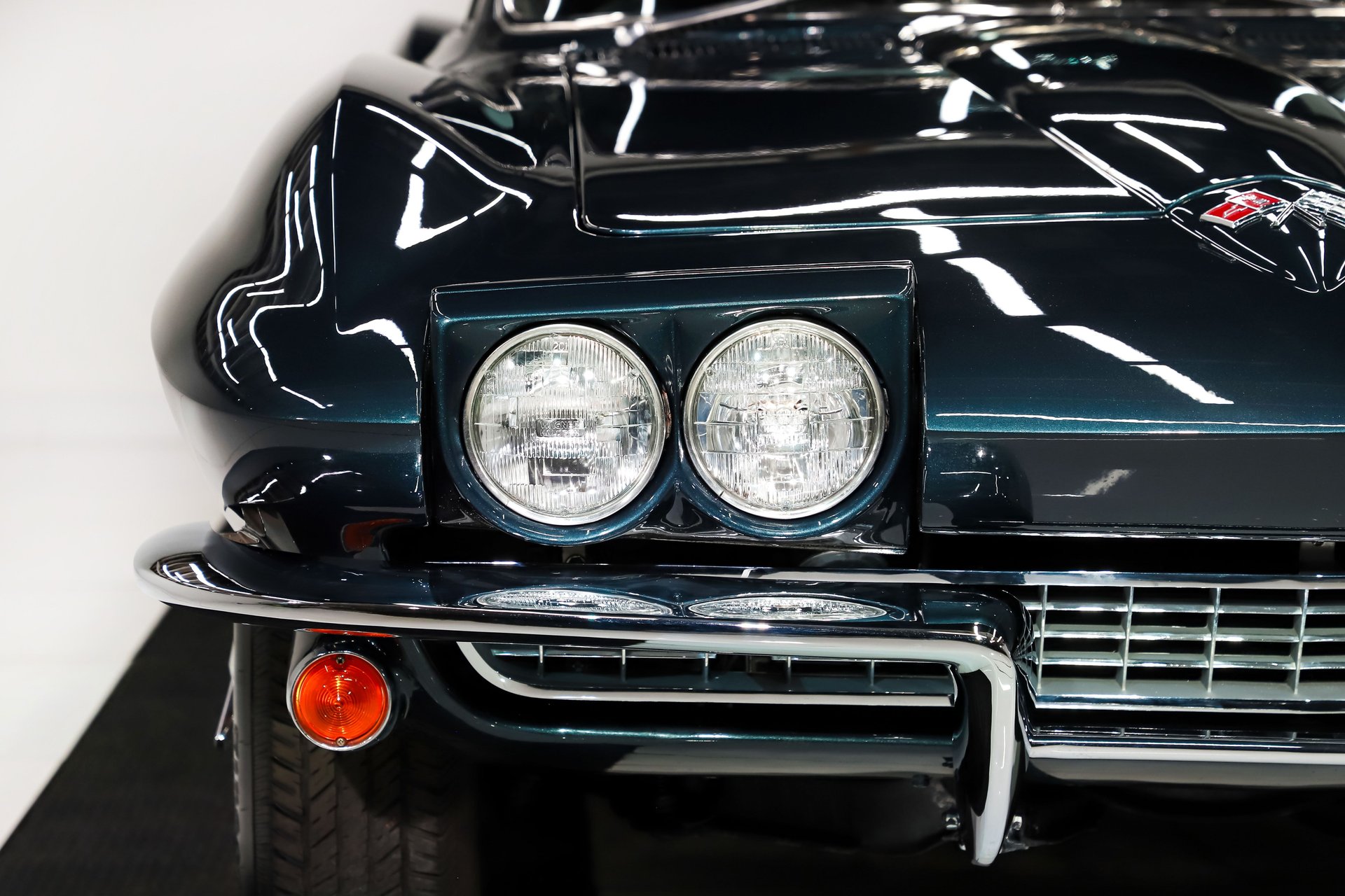 1966 Chevrolet Corvette thumbnail 23