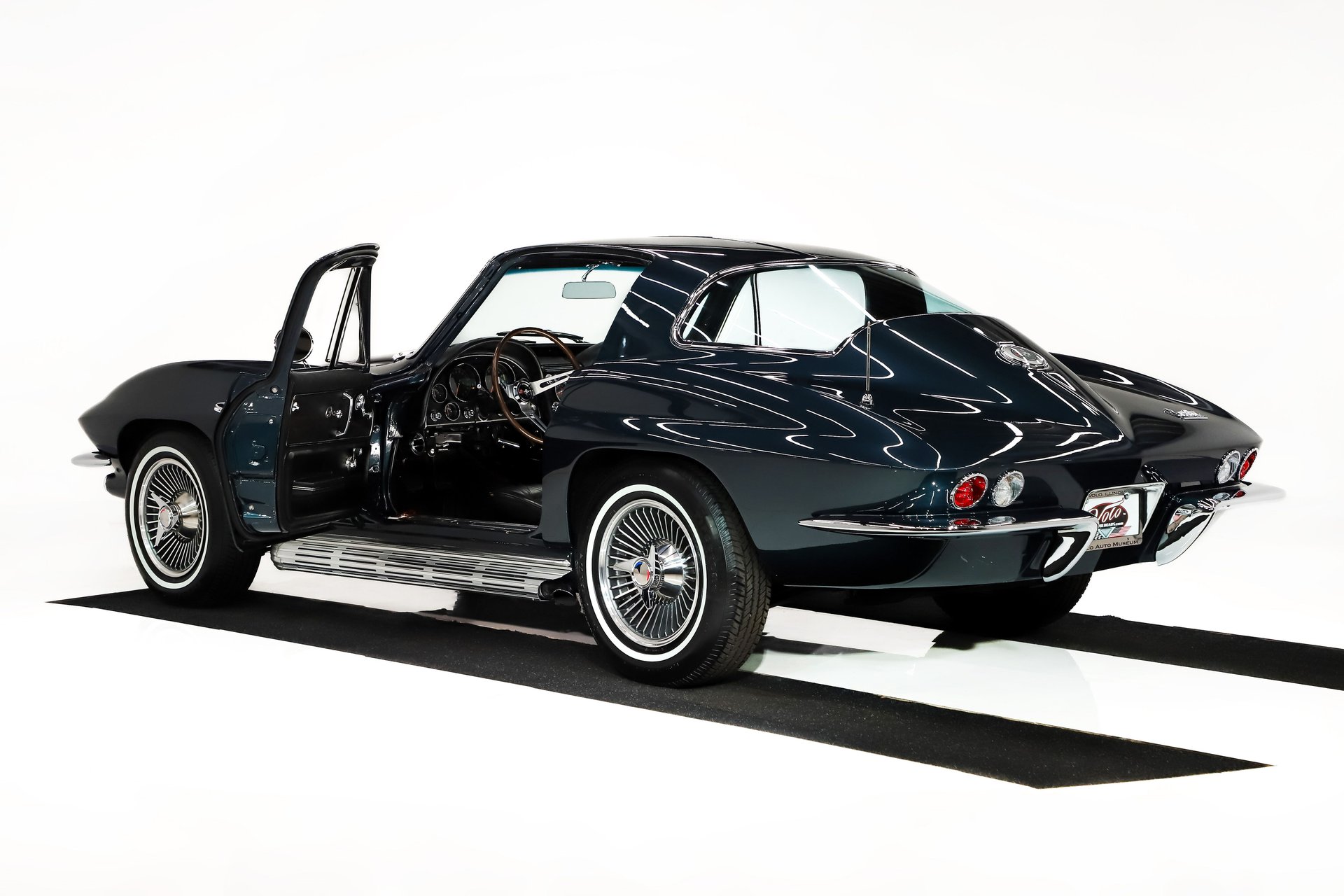 1966 Chevrolet Corvette thumbnail 30