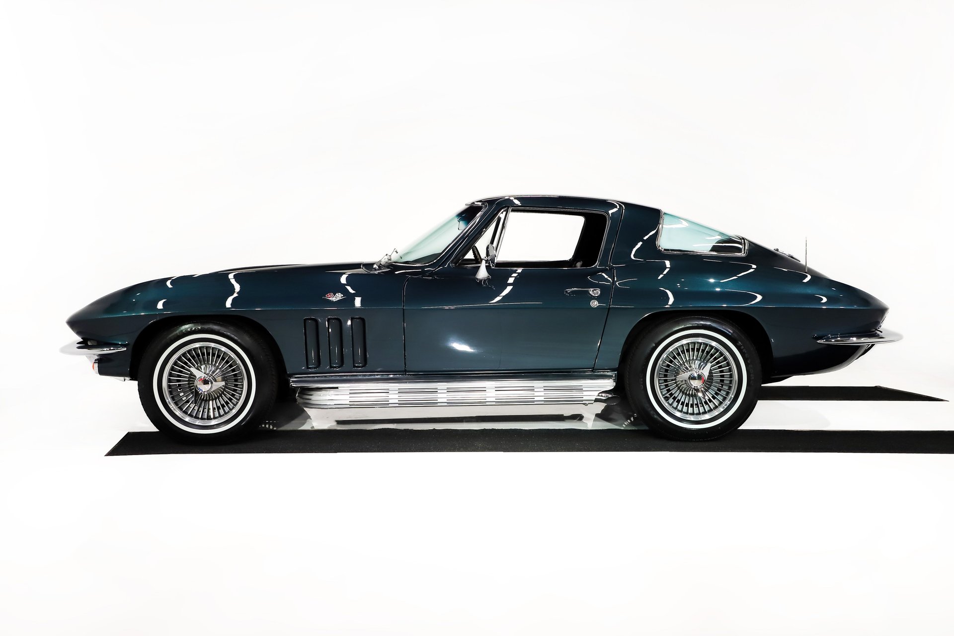 1966 Chevrolet Corvette thumbnail 37