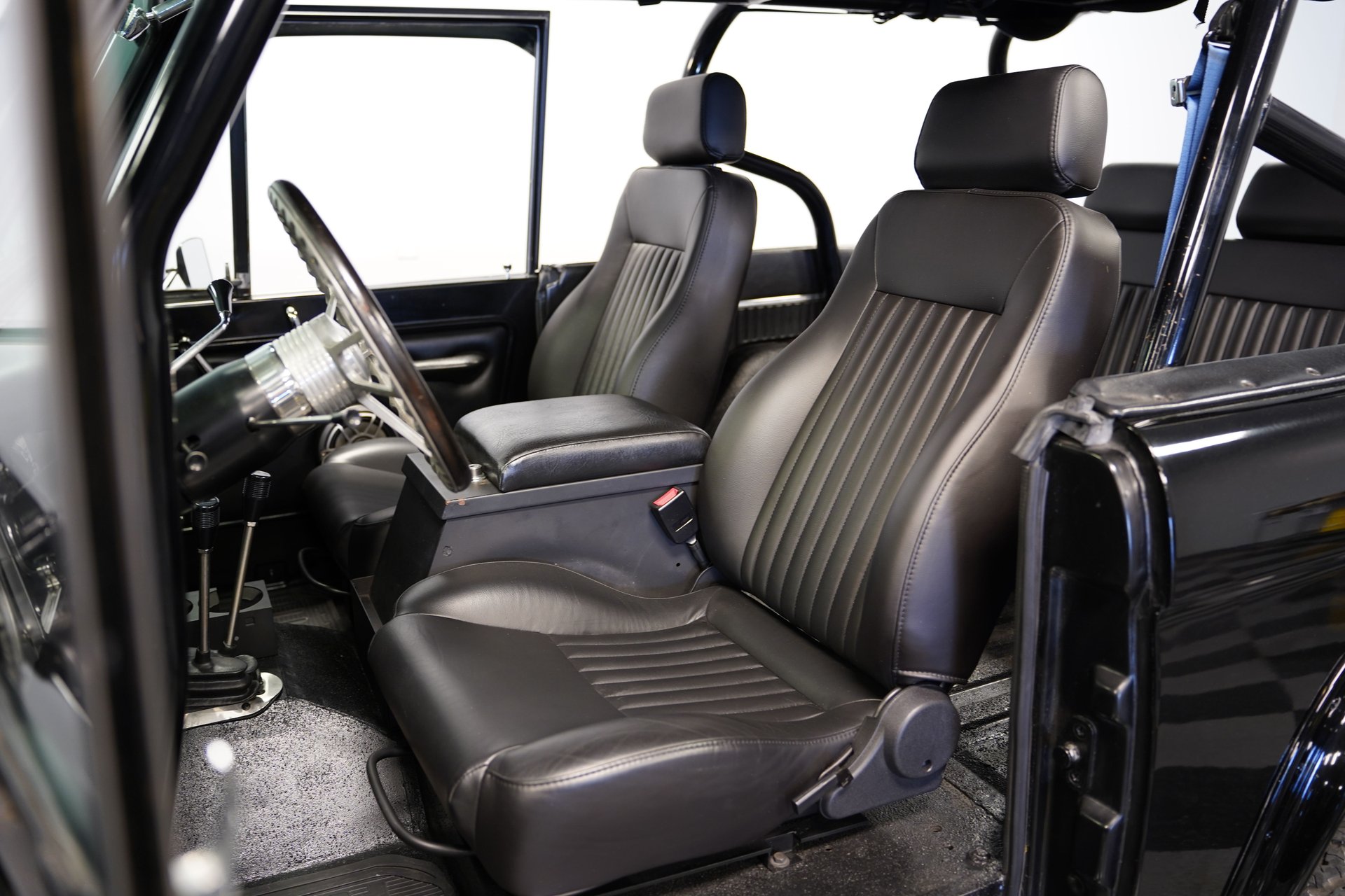 1966 Ford Bronco 4x4 Restomod thumbnail 18