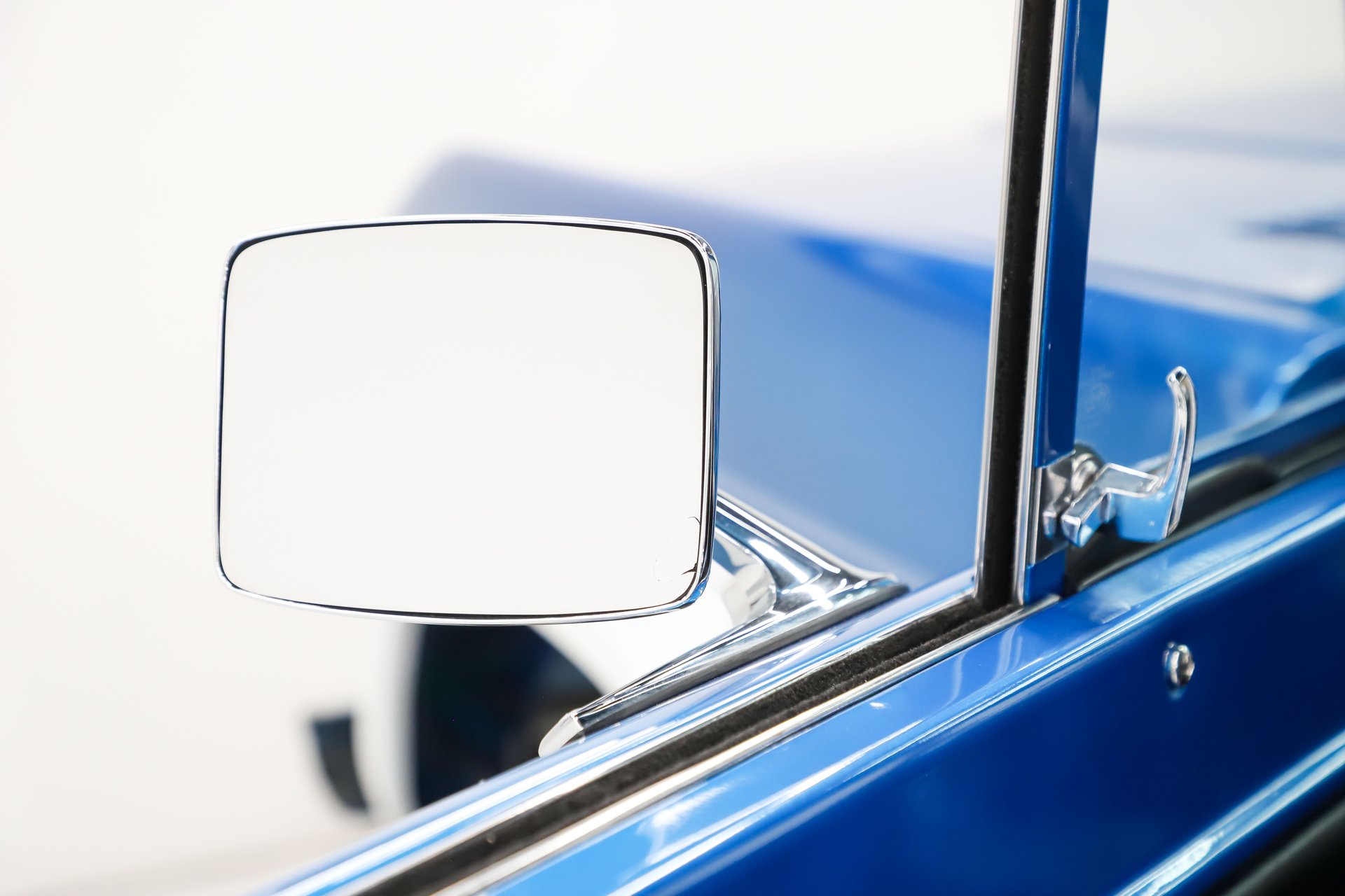 1966 Ford Bronco Custom thumbnail 10