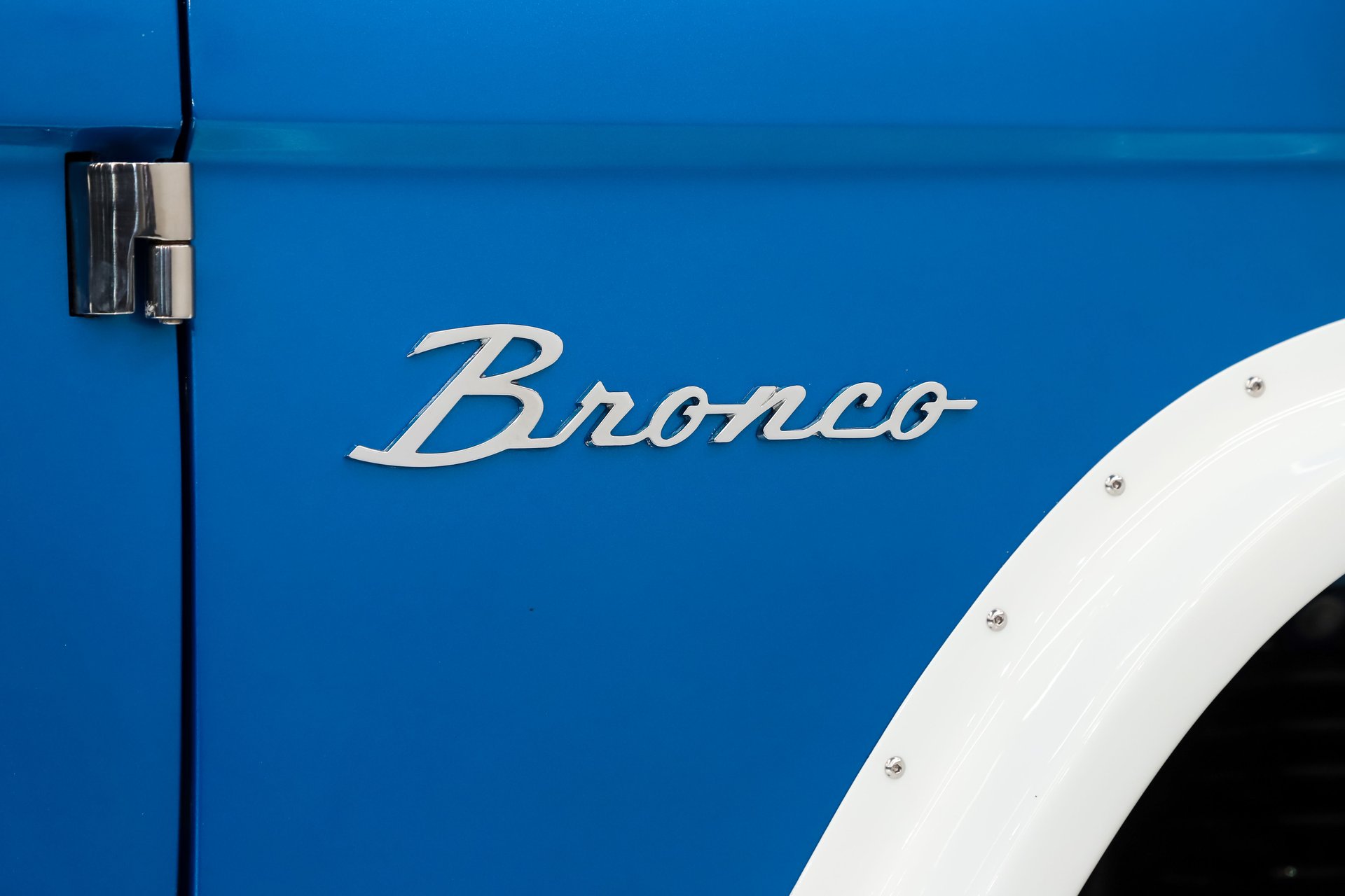 1966 Ford Bronco Custom thumbnail 11