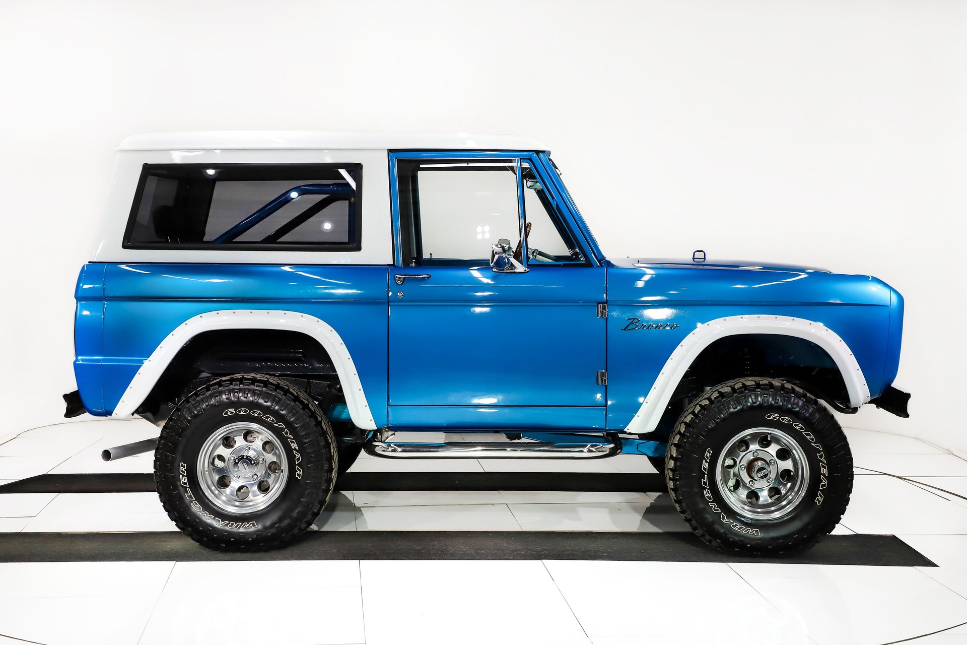 1966 Ford Bronco Custom thumbnail 16