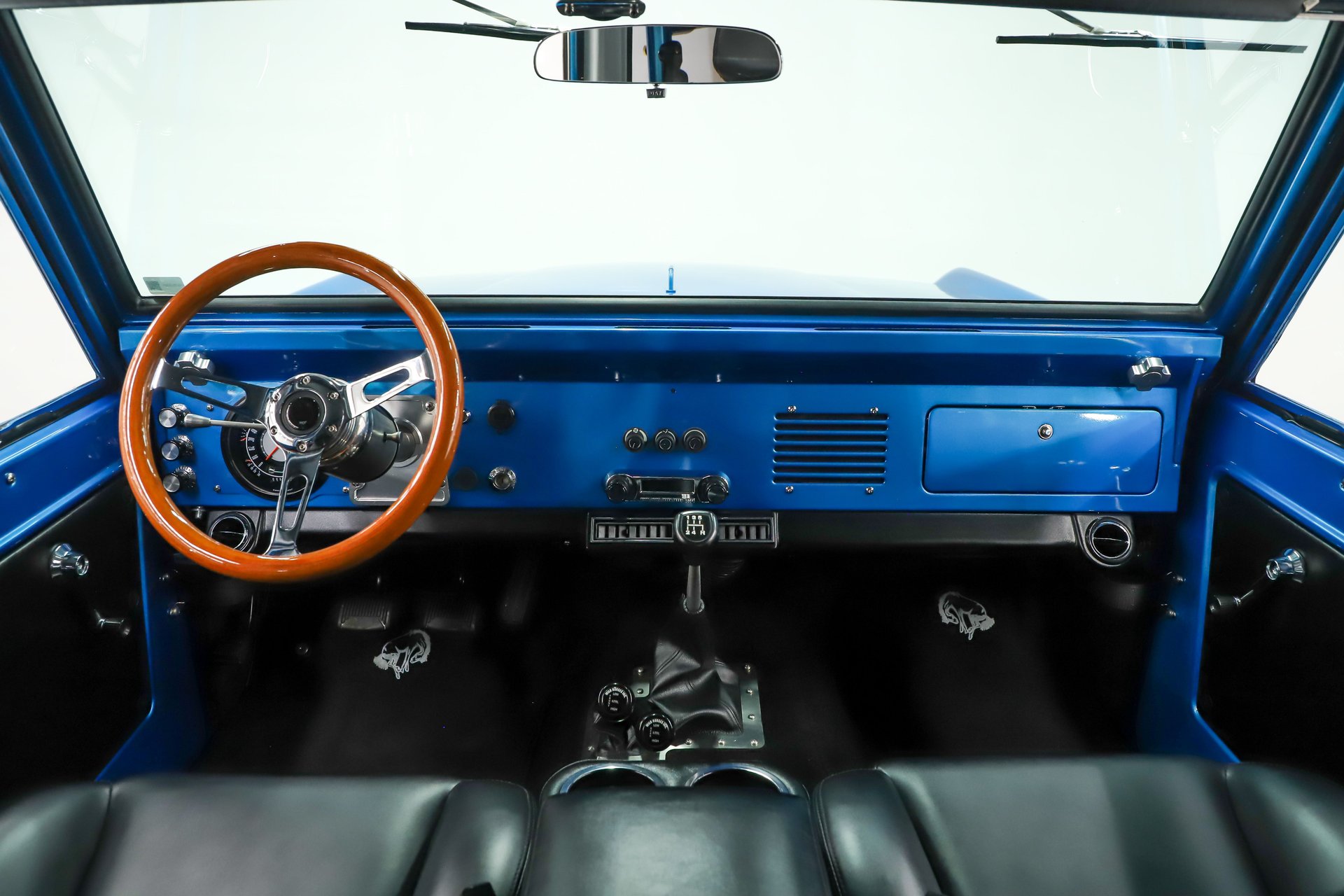 1966 Ford Bronco Custom thumbnail 25