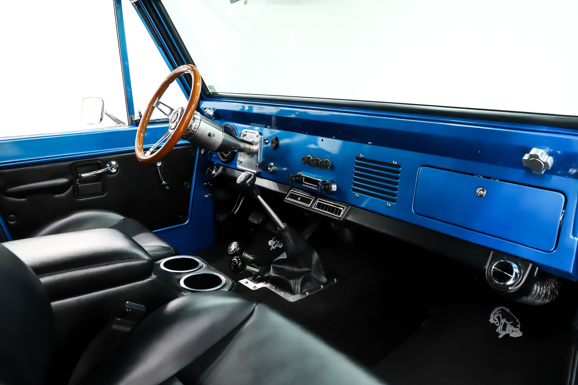 1966 Ford Bronco Custom thumbnail 40