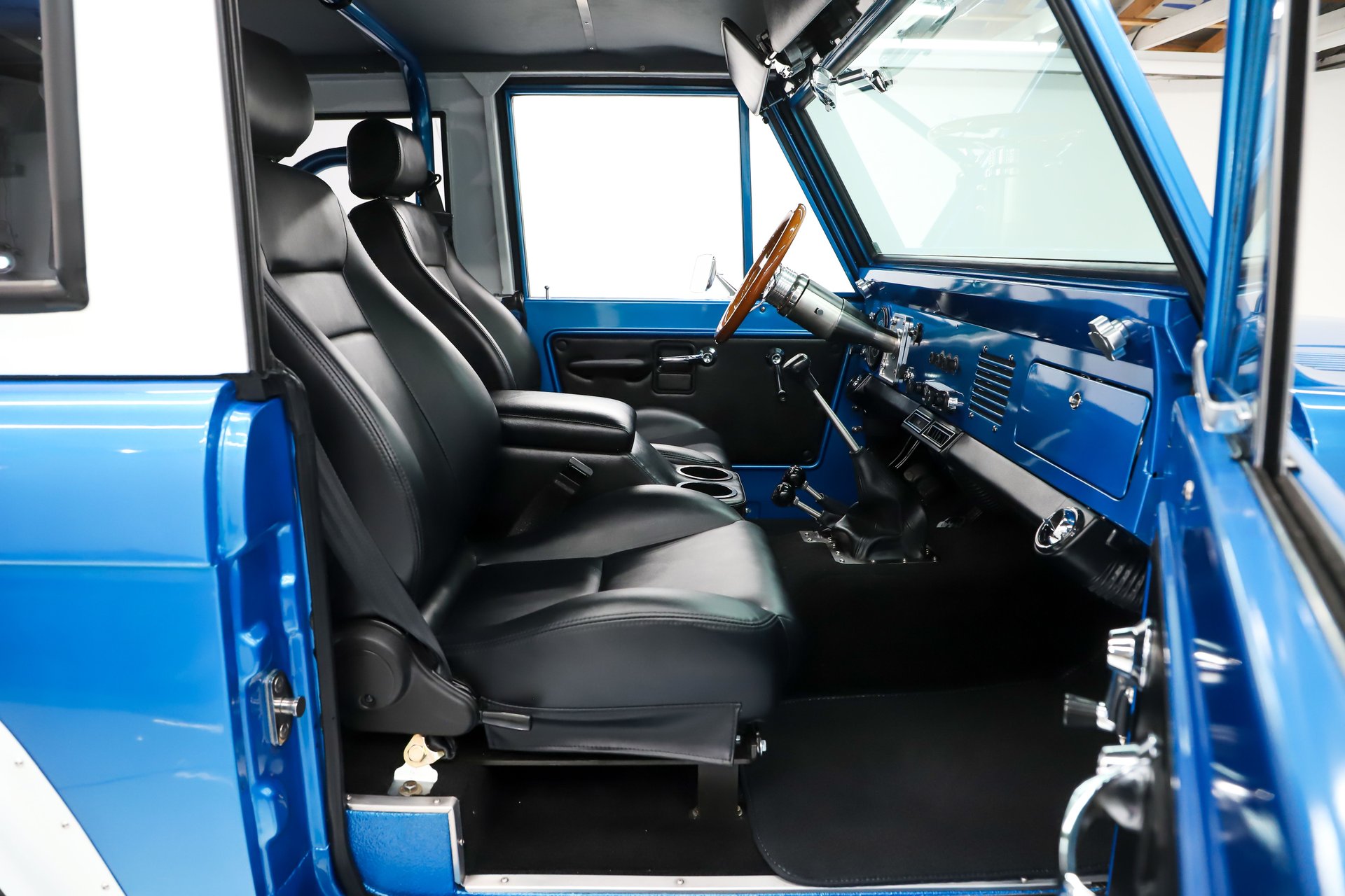 1966 Ford Bronco Custom thumbnail 48