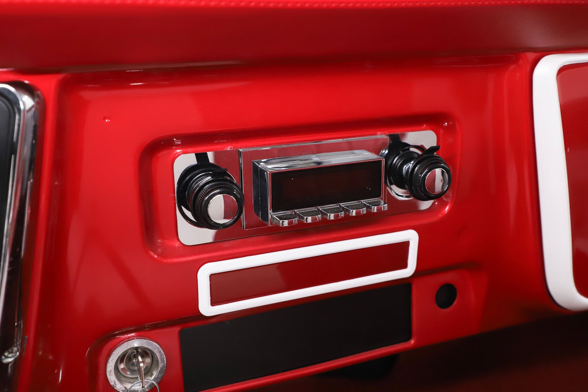 1967 Chevrolet C10 thumbnail 26