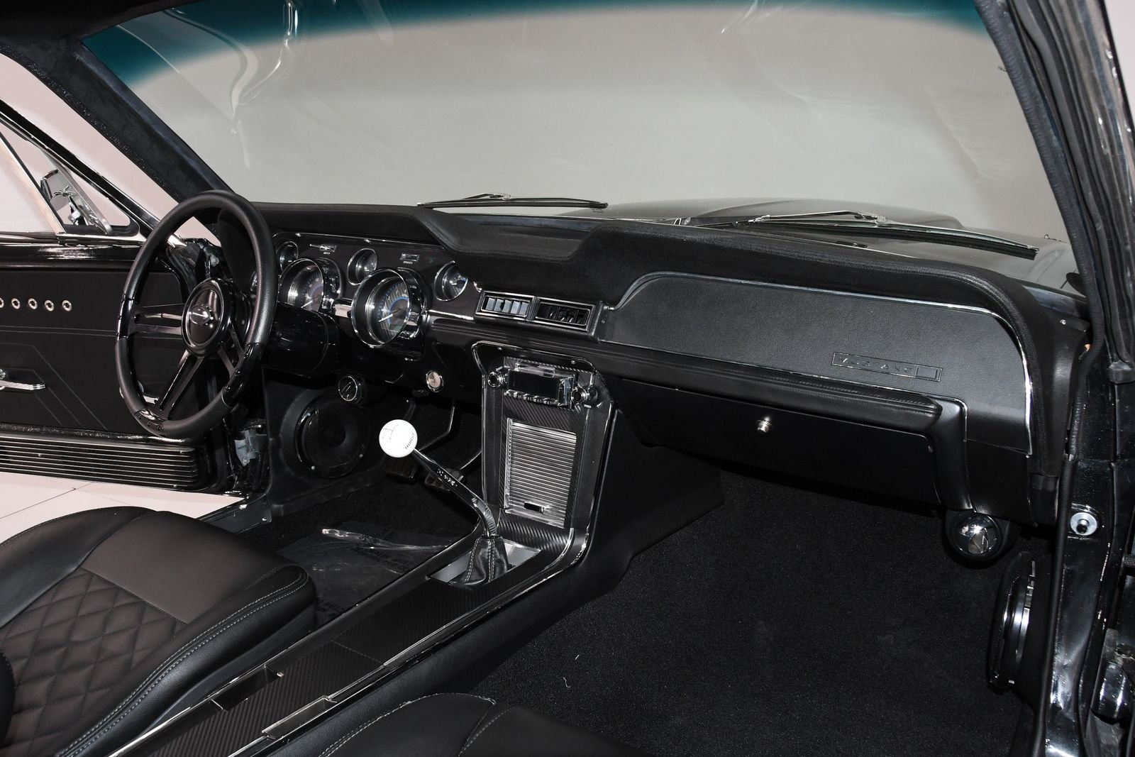 1967 Ford Mustang thumbnail 2