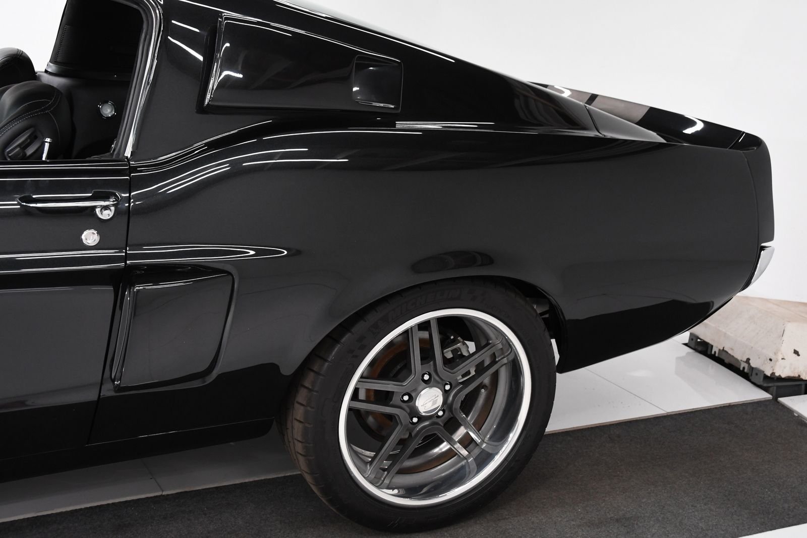 1967 Ford Mustang thumbnail 18