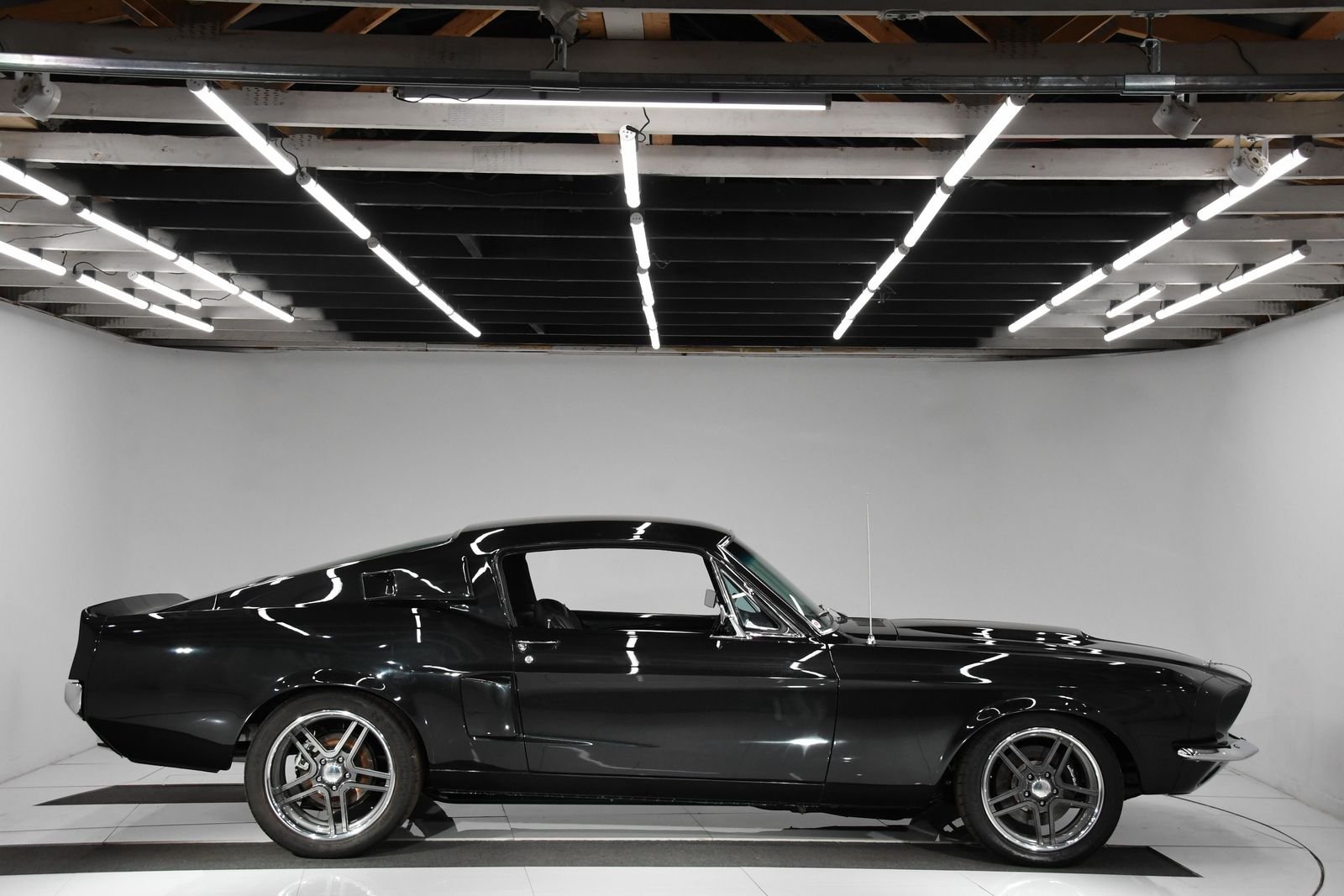 1967 Ford Mustang thumbnail 19