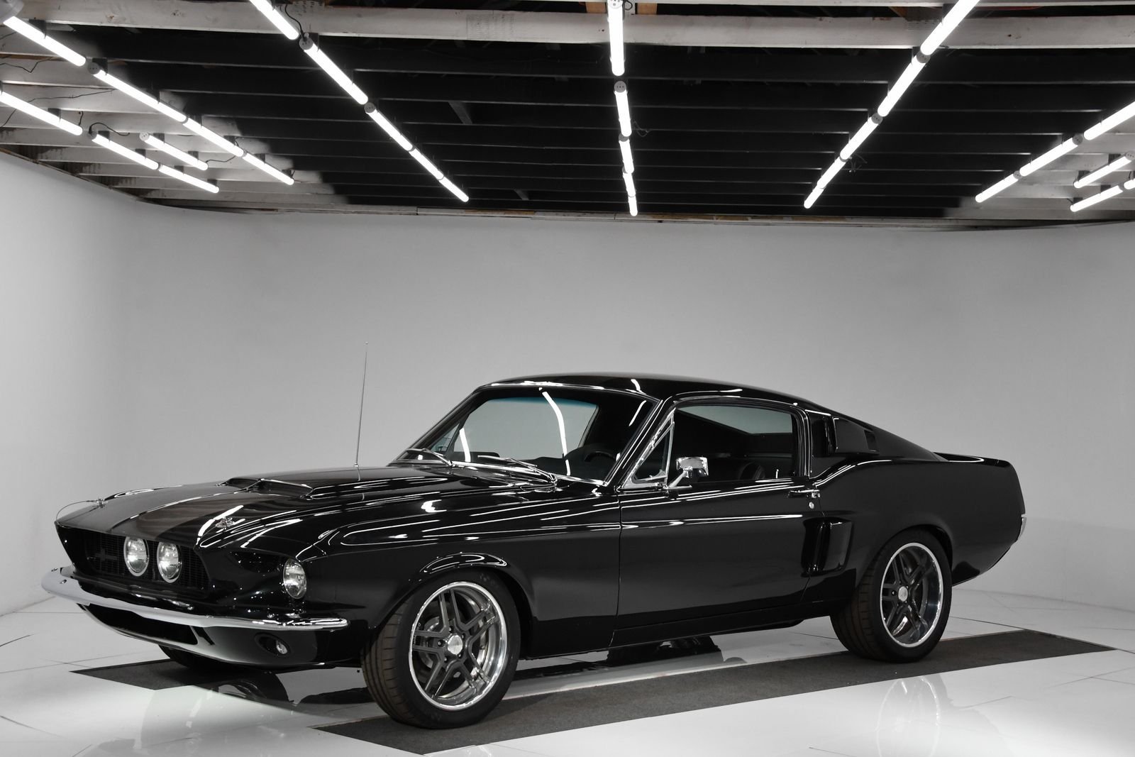 1967 Ford Mustang thumbnail 26