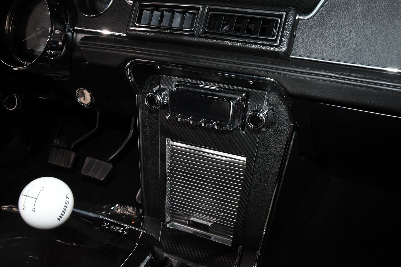 1967 Ford Mustang thumbnail 46