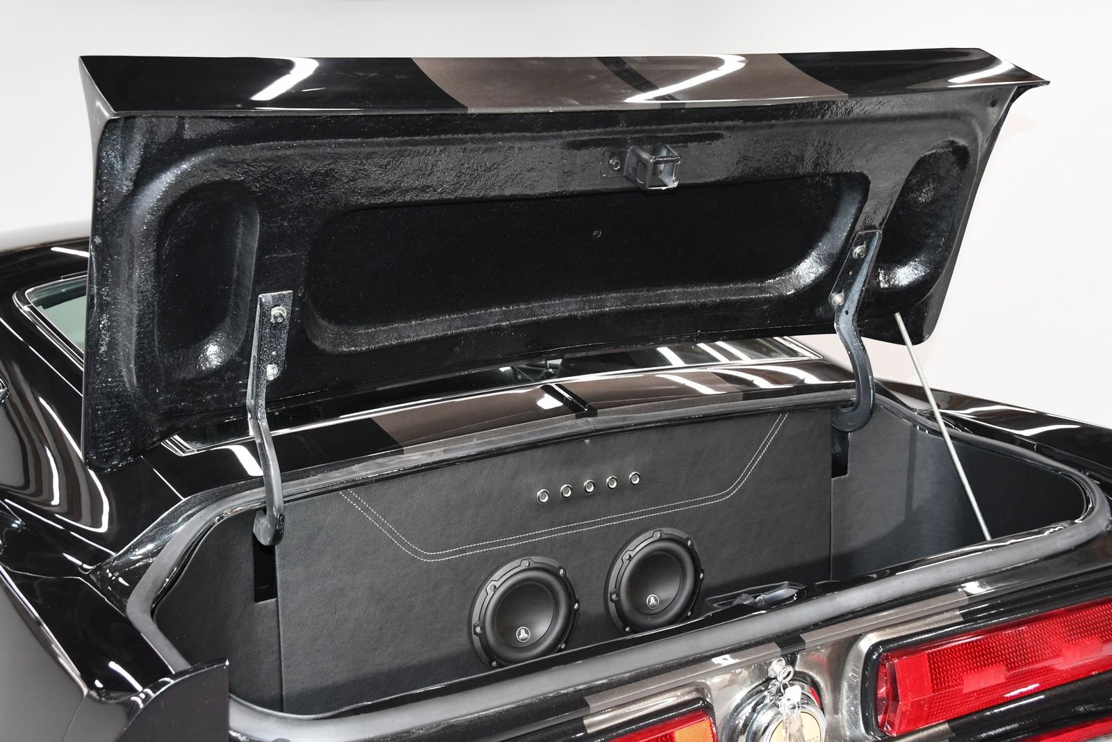 1967 Ford Mustang thumbnail 76