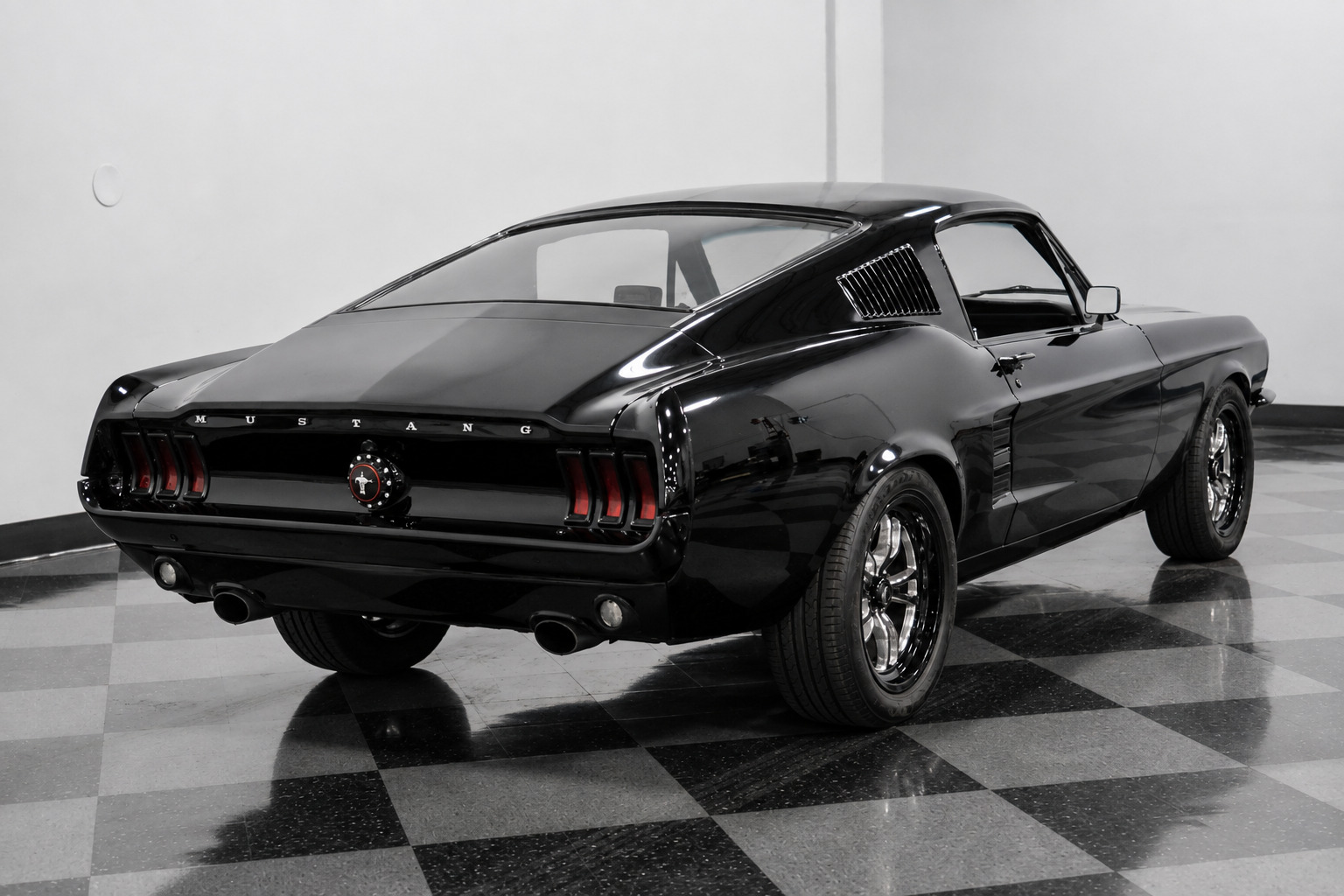 1967 Ford Mustang Fastback thumbnail 7