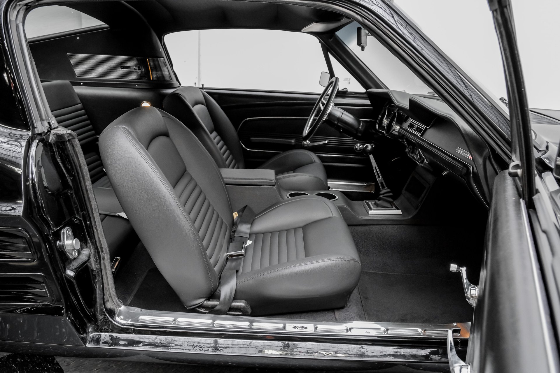 1967 Ford Mustang Fastback thumbnail 25