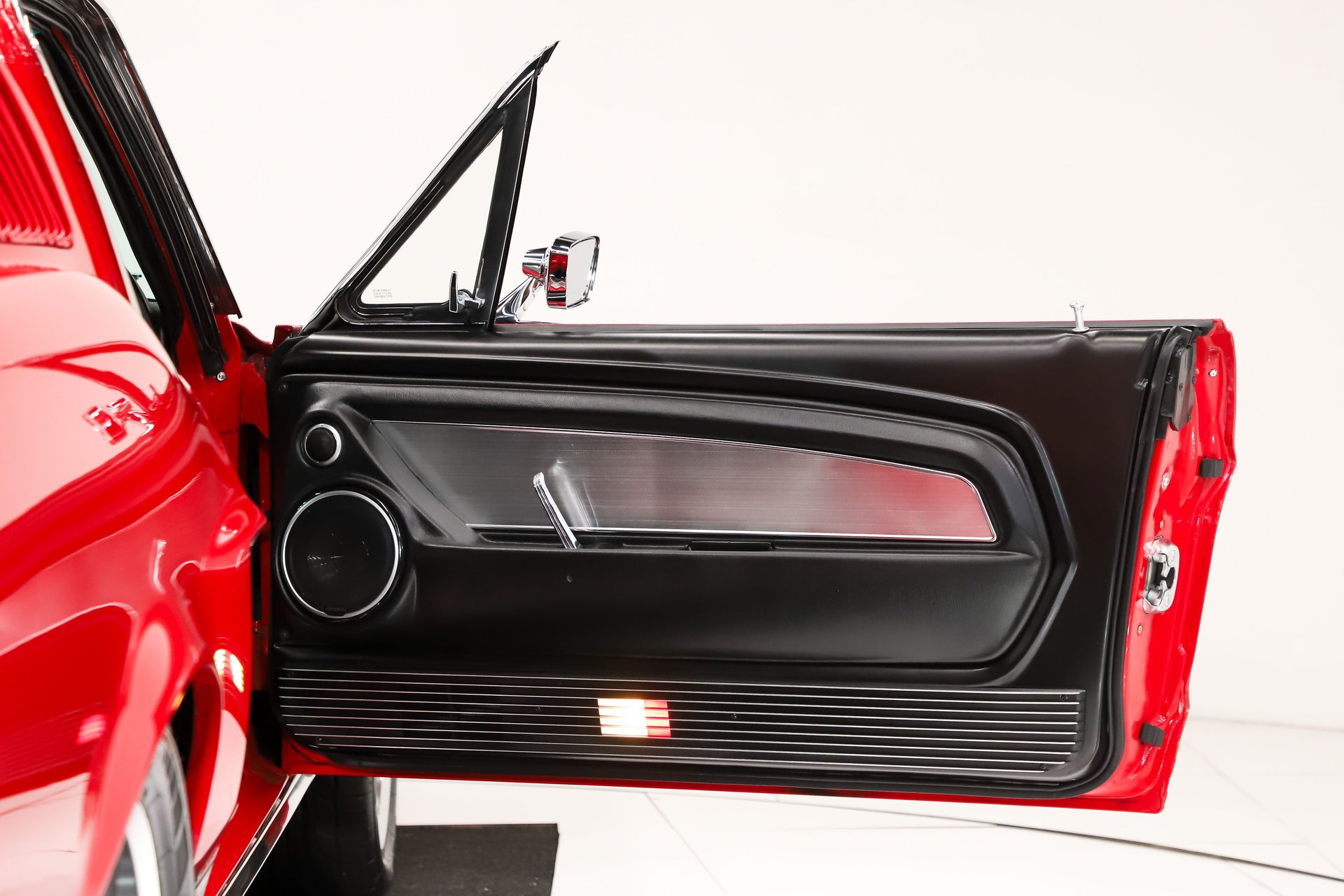 1967 Ford Mustang GTA thumbnail 33