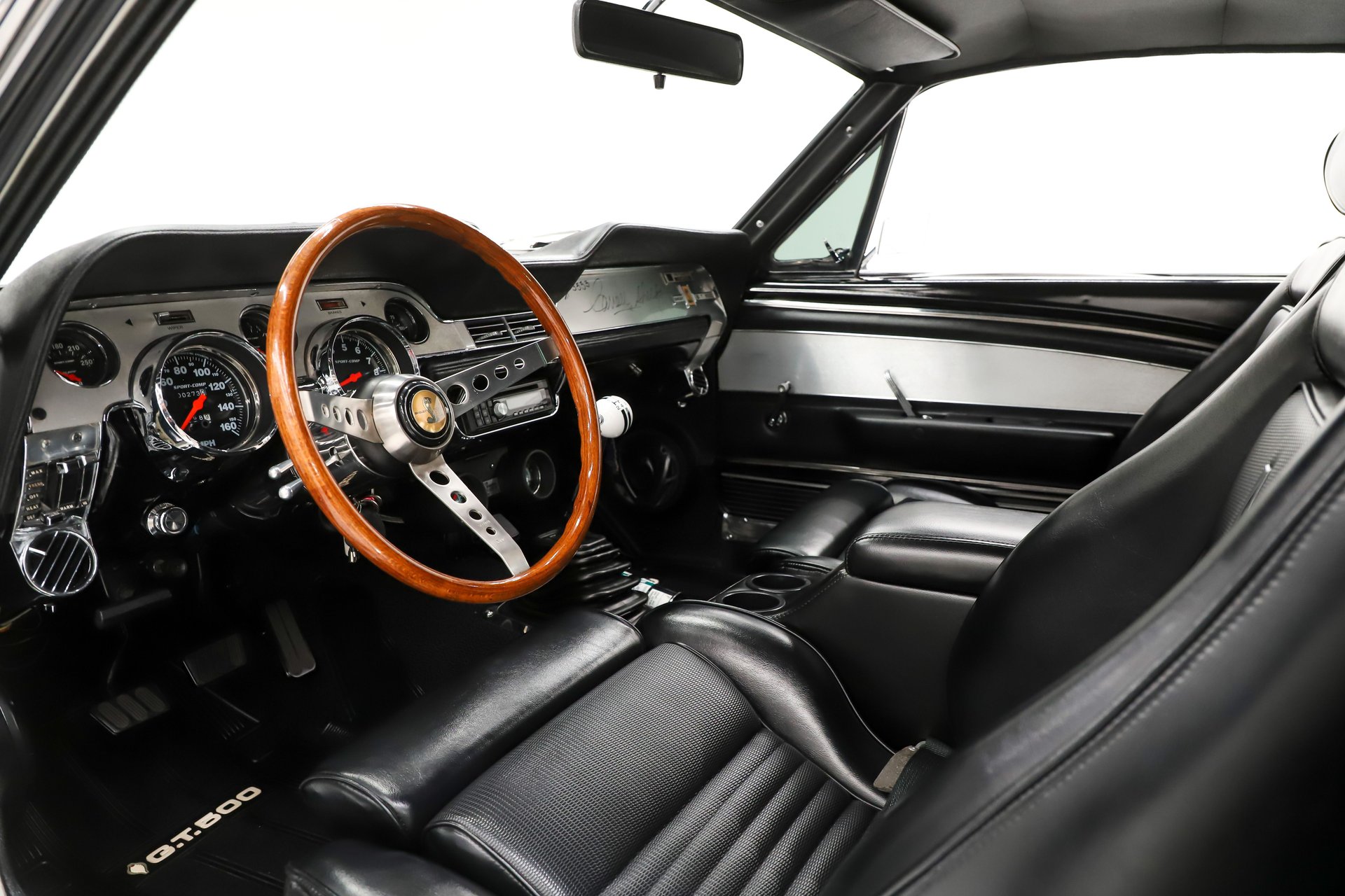 1967 Ford Mustang Restomod thumbnail 2