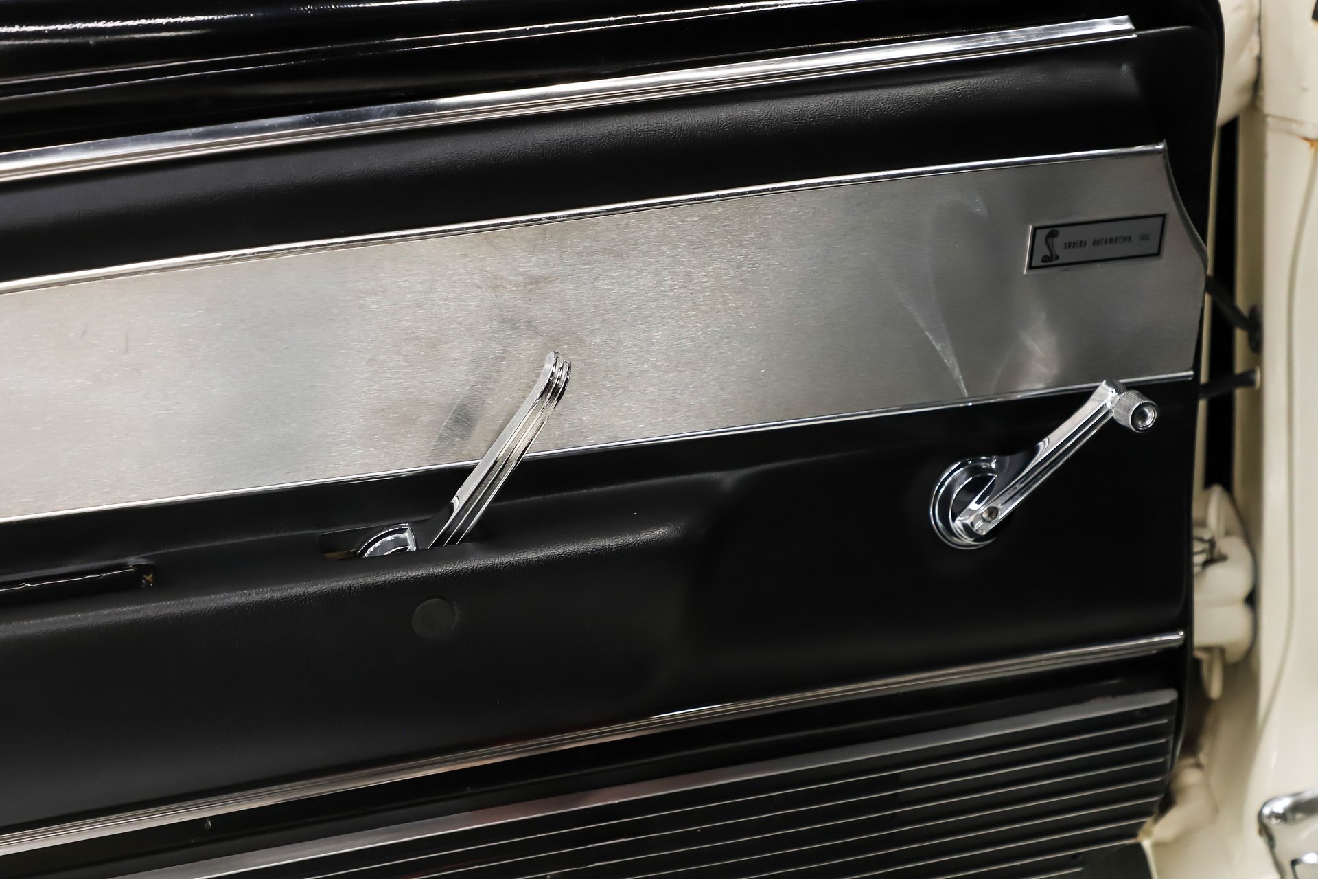 1967 Ford Mustang Restomod thumbnail 8