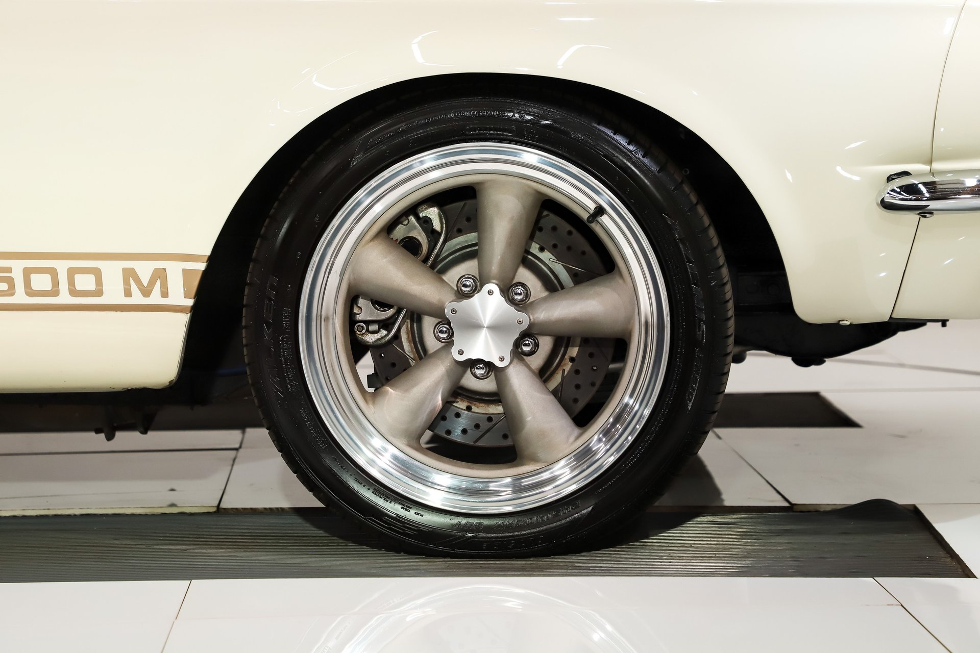 1967 Ford Mustang Restomod thumbnail 53