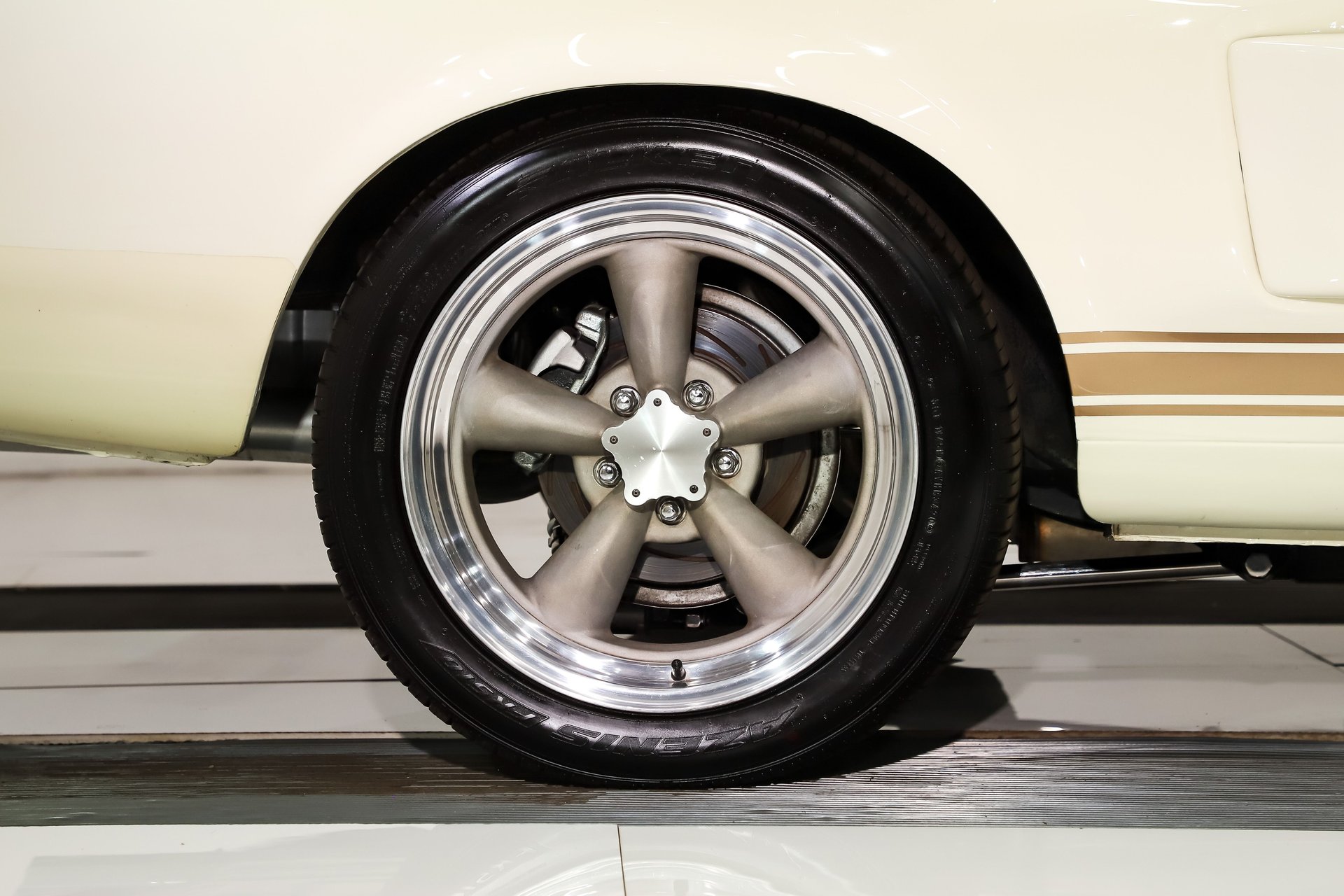 1967 Ford Mustang Restomod thumbnail 57