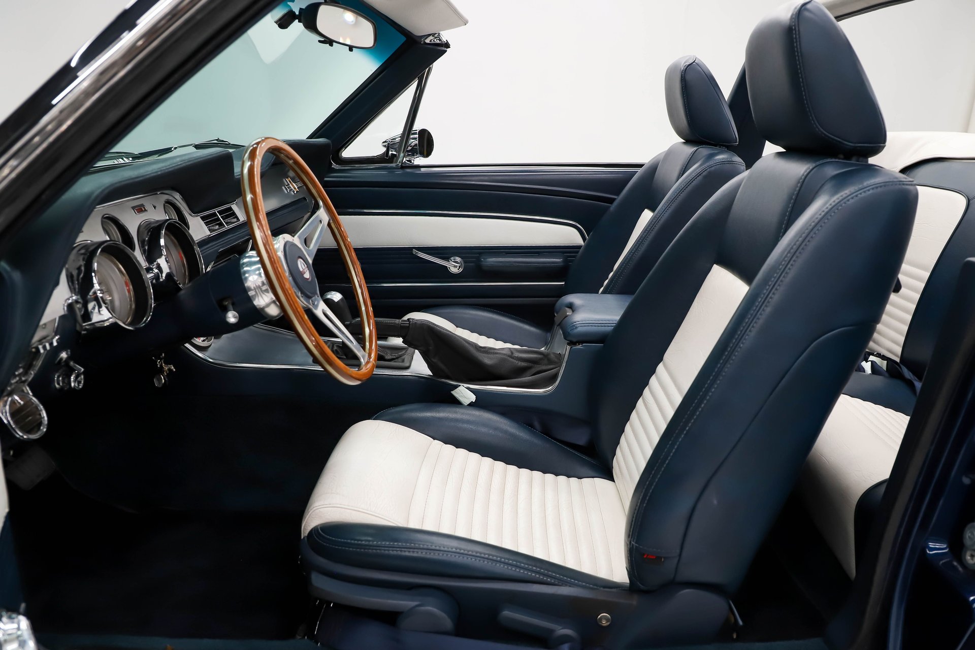 1967 Ford Mustang Shelby Pro Touring thumbnail 32