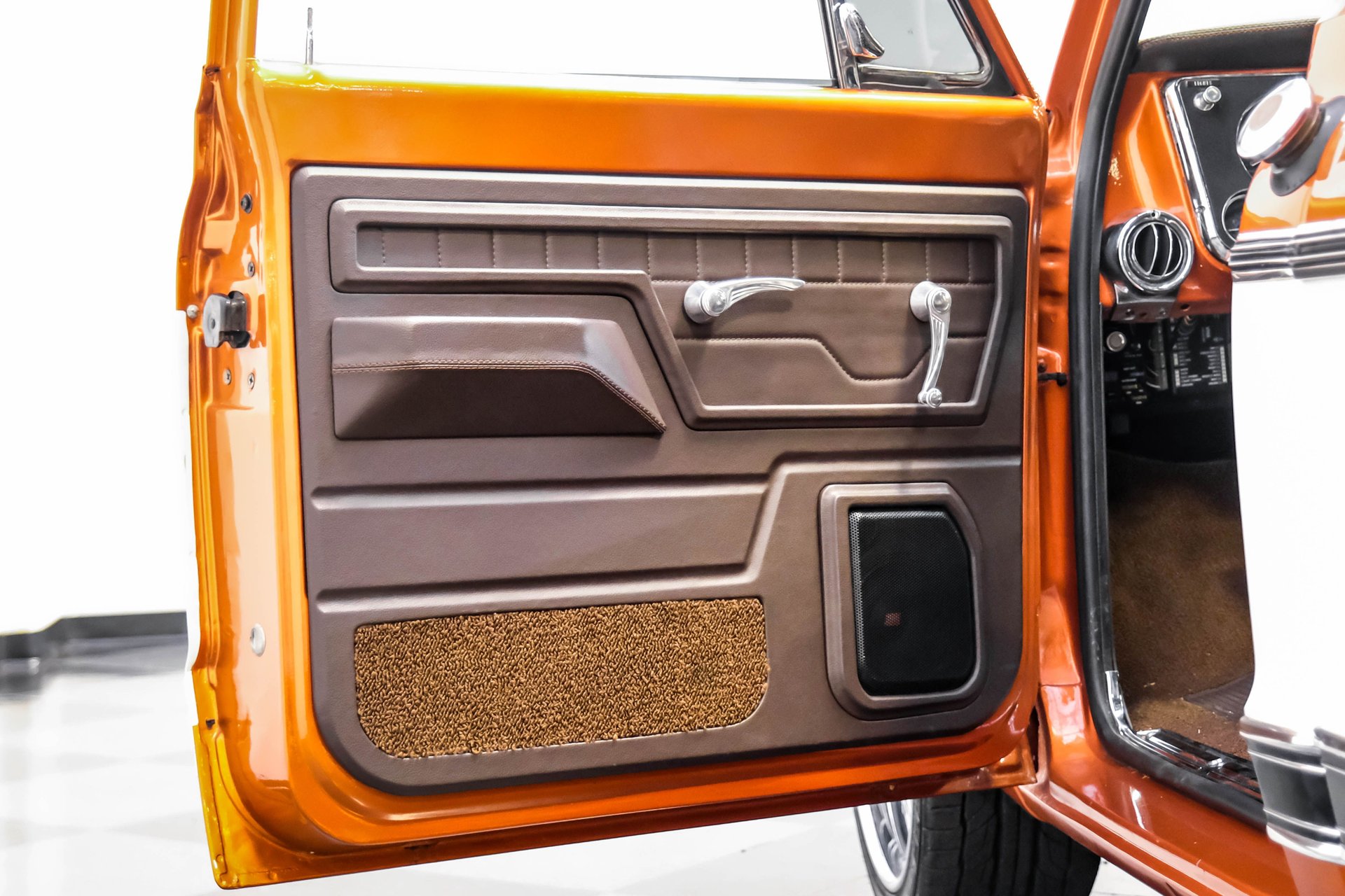 1969 Chevrolet C10 Supercharged LS Restomod thumbnail 8