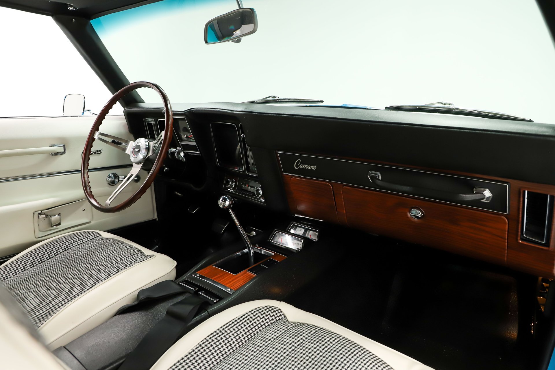 1969 Chevrolet Camaro RS Z28 thumbnail 39
