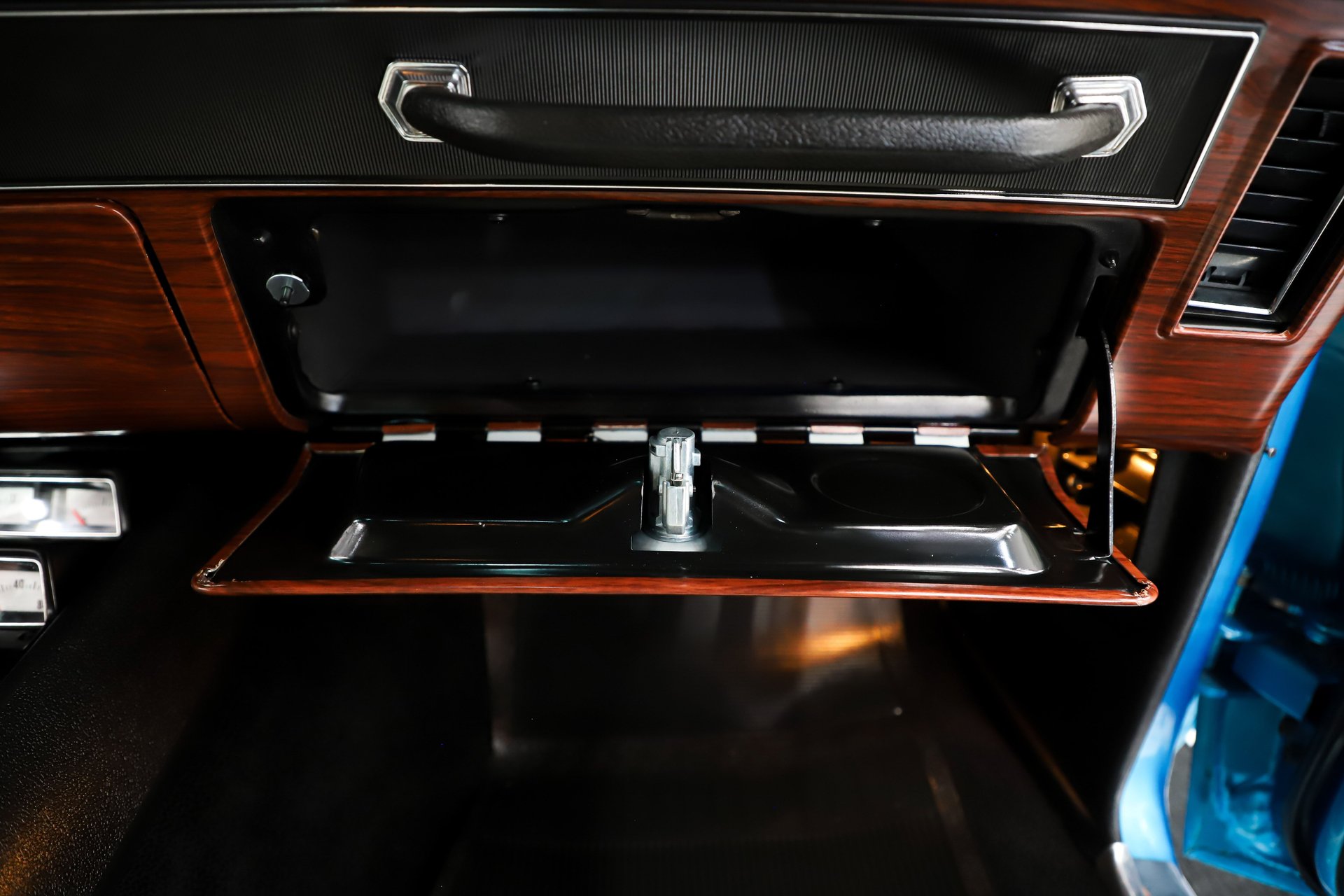 1969 Chevrolet Camaro RS Z28 thumbnail 40
