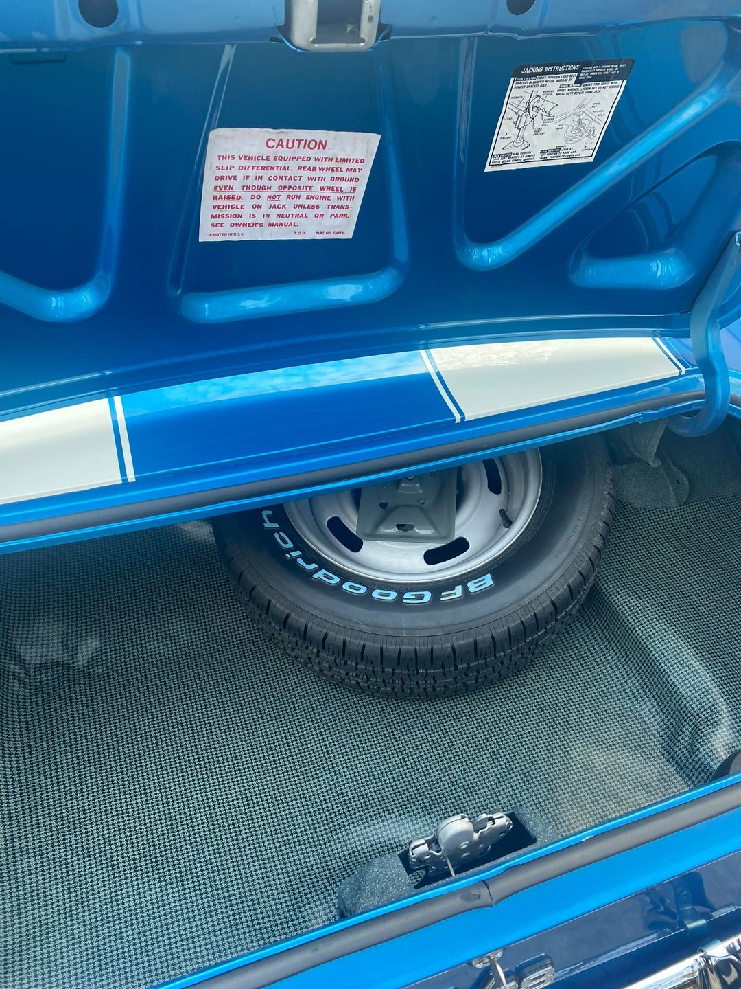 1969 Chevrolet Camaro RS Z28 thumbnail 84