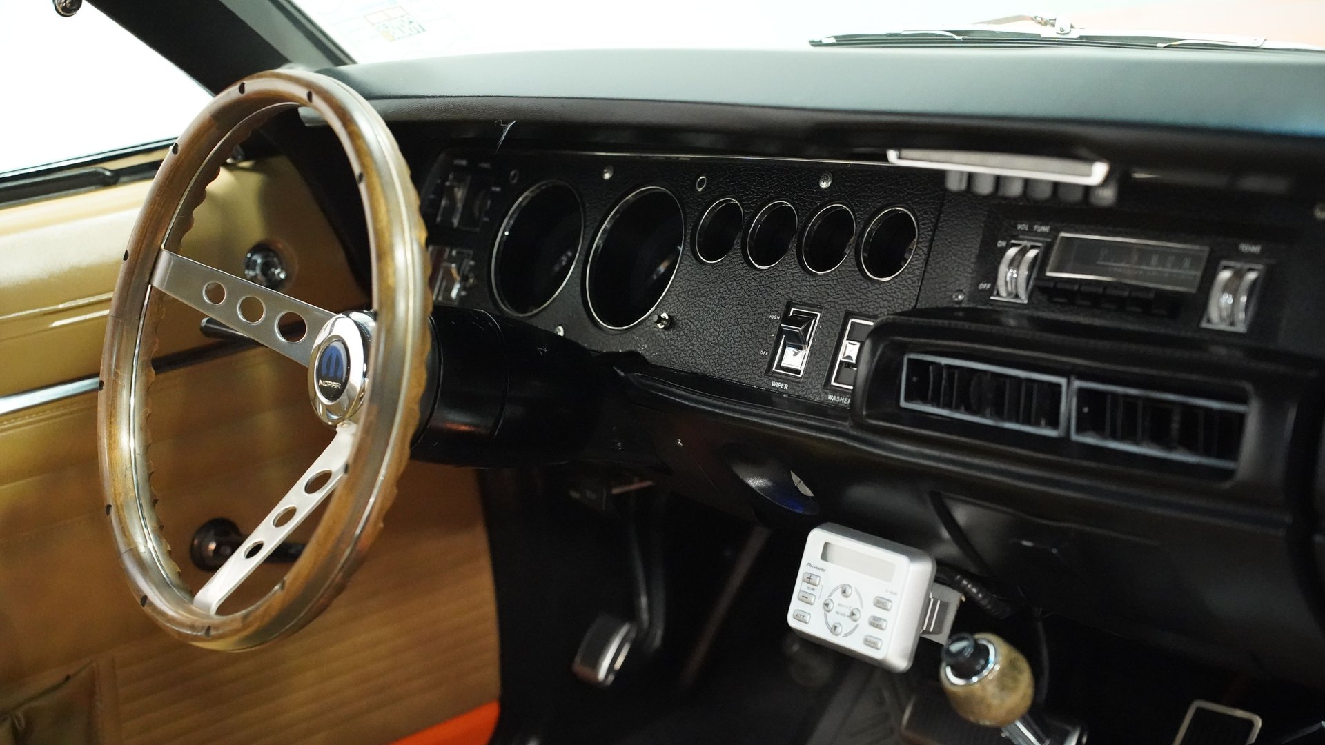 1969 Dodge Charger R/T 440 thumbnail 11