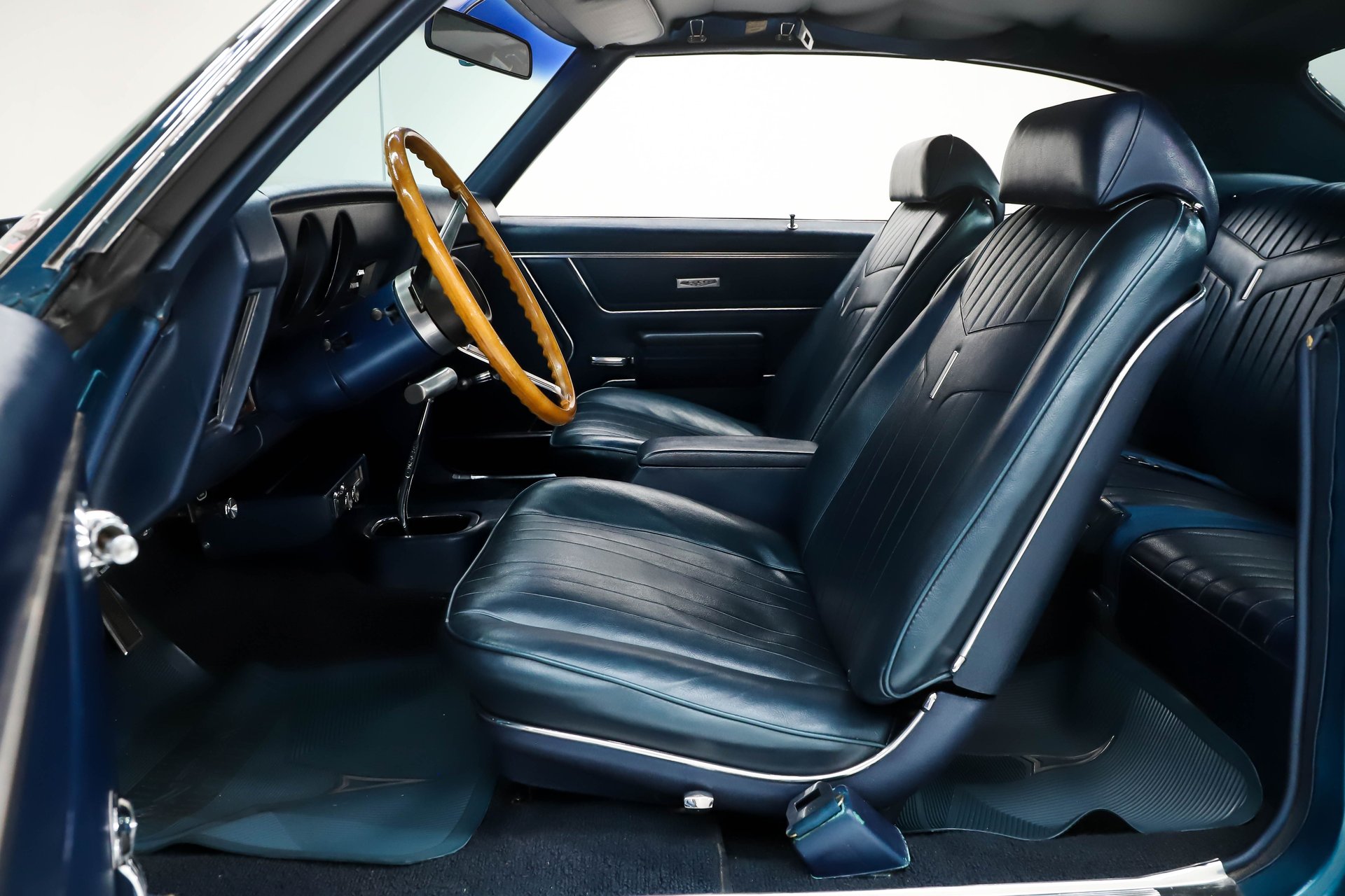 1969 Pontiac GTO Judge thumbnail 30