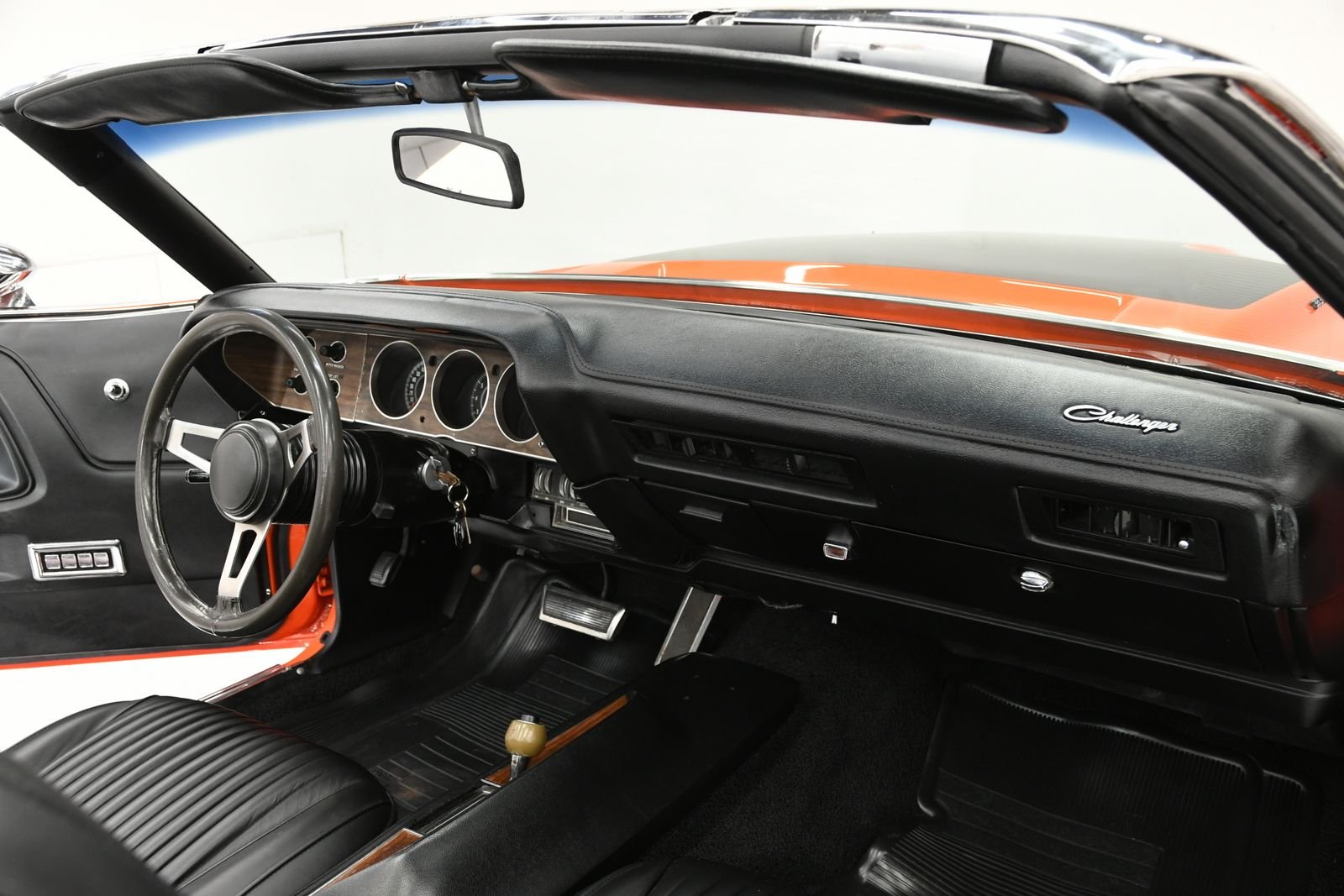 1970 Dodge Challenger R/T thumbnail 14
