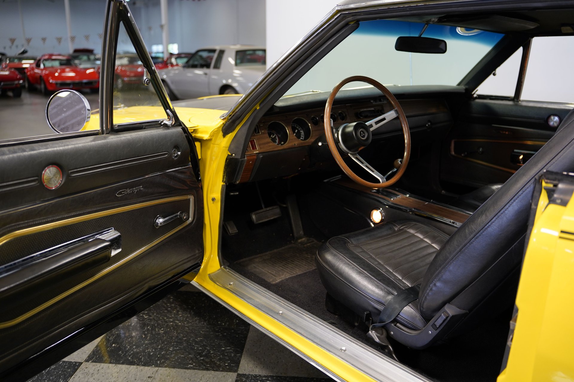 1970 Dodge Charger R/T 426 Hemi thumbnail 2