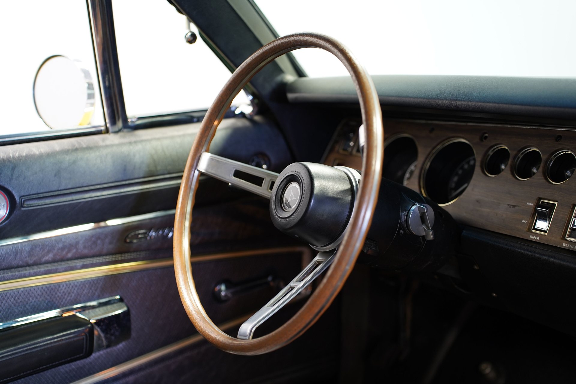 1970 Dodge Charger R/T 426 Hemi thumbnail 13