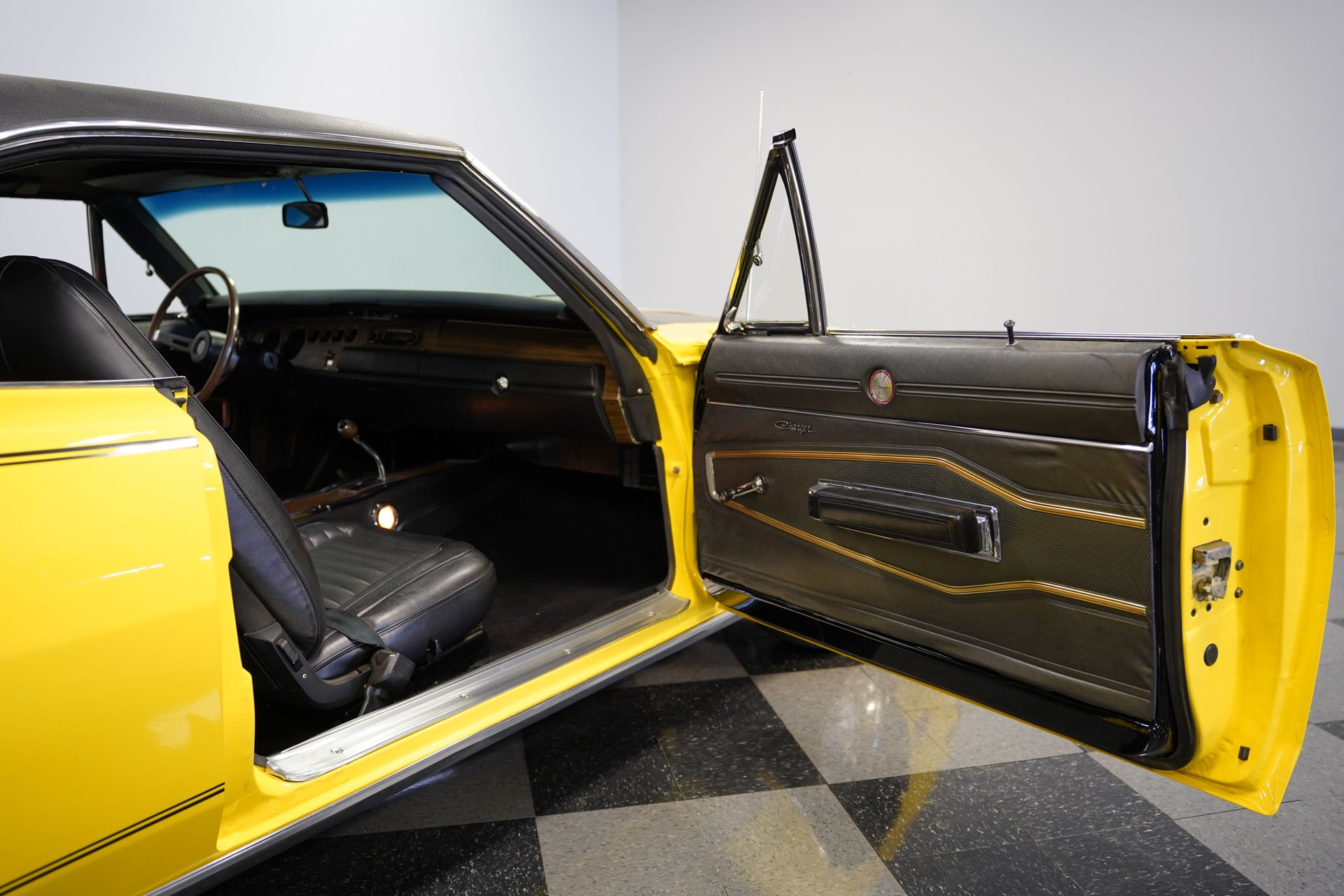 1970 Dodge Charger R/T 426 Hemi thumbnail 14