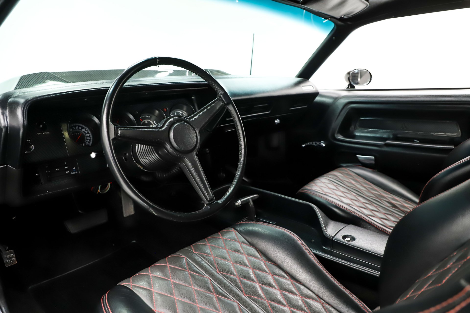 1971 Dodge Challenger R/T Restomod thumbnail 2