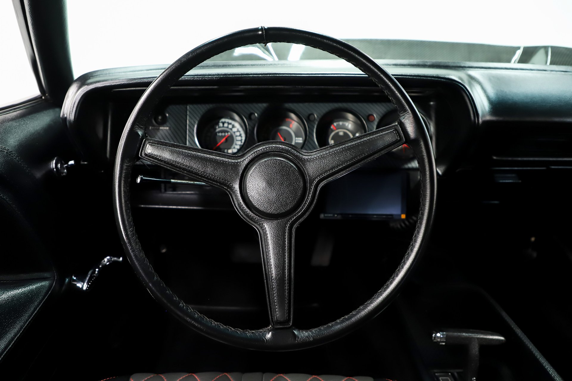 1971 Dodge Challenger R/T Restomod thumbnail 15