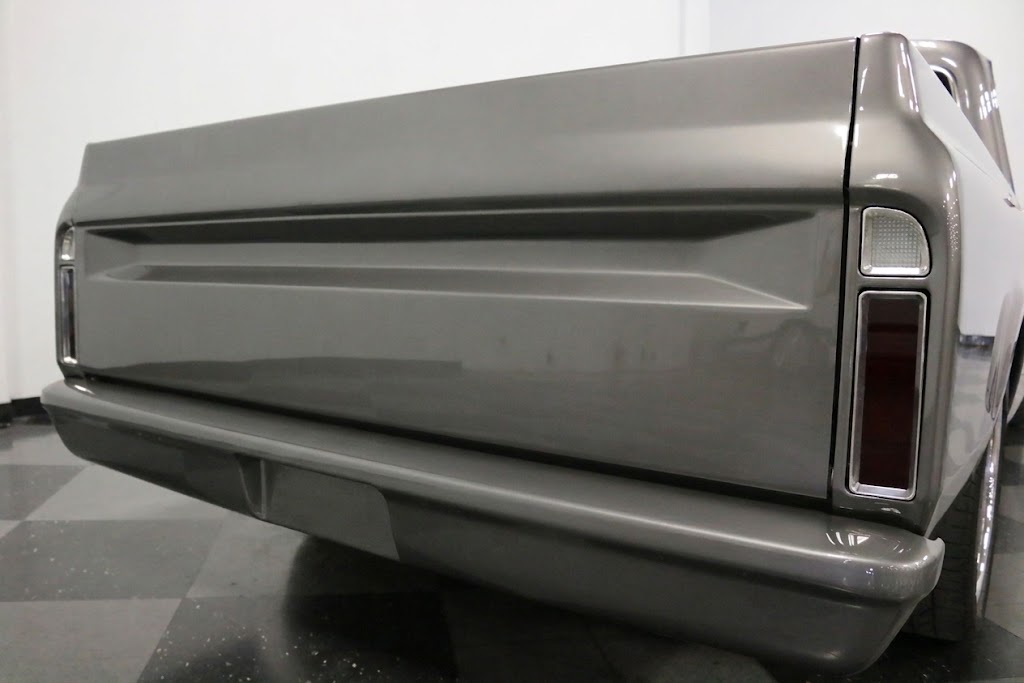 1972 Chevrolet C10 Restomod thumbnail 32