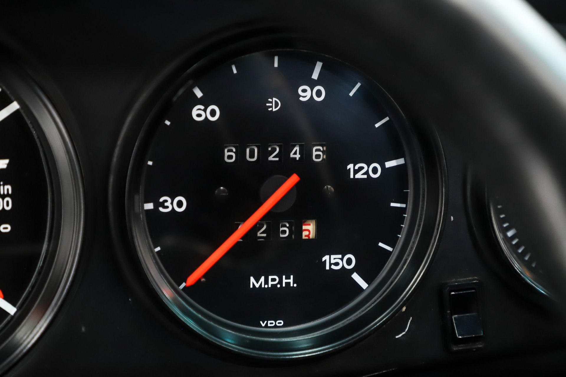 1974 Porsche 911 thumbnail 3