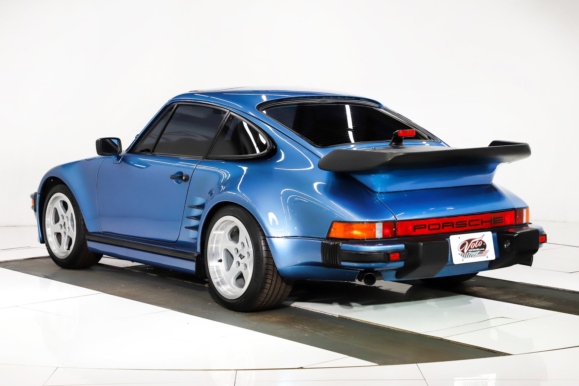1974 Porsche 911 thumbnail 6