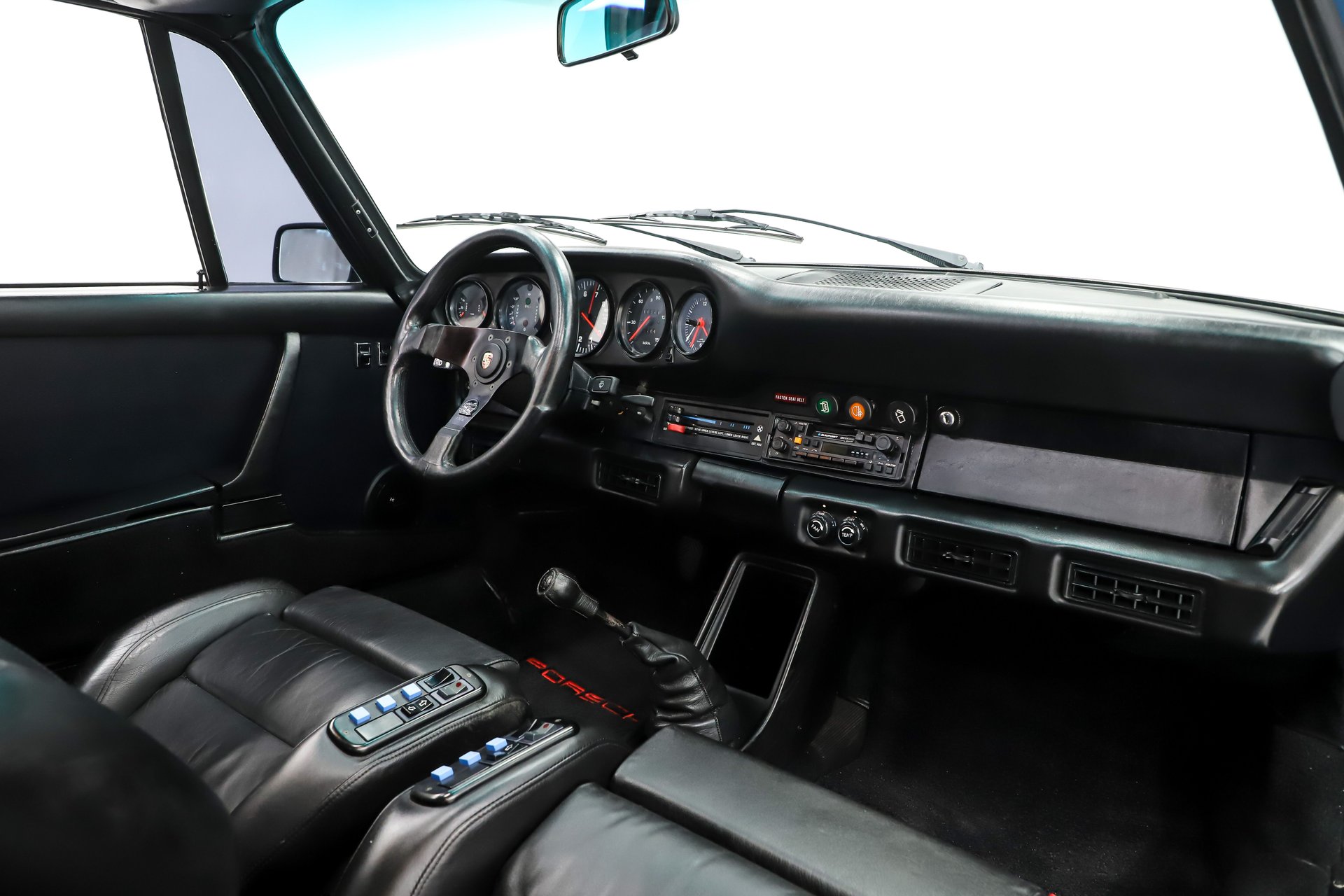1974 Porsche 911 thumbnail 43