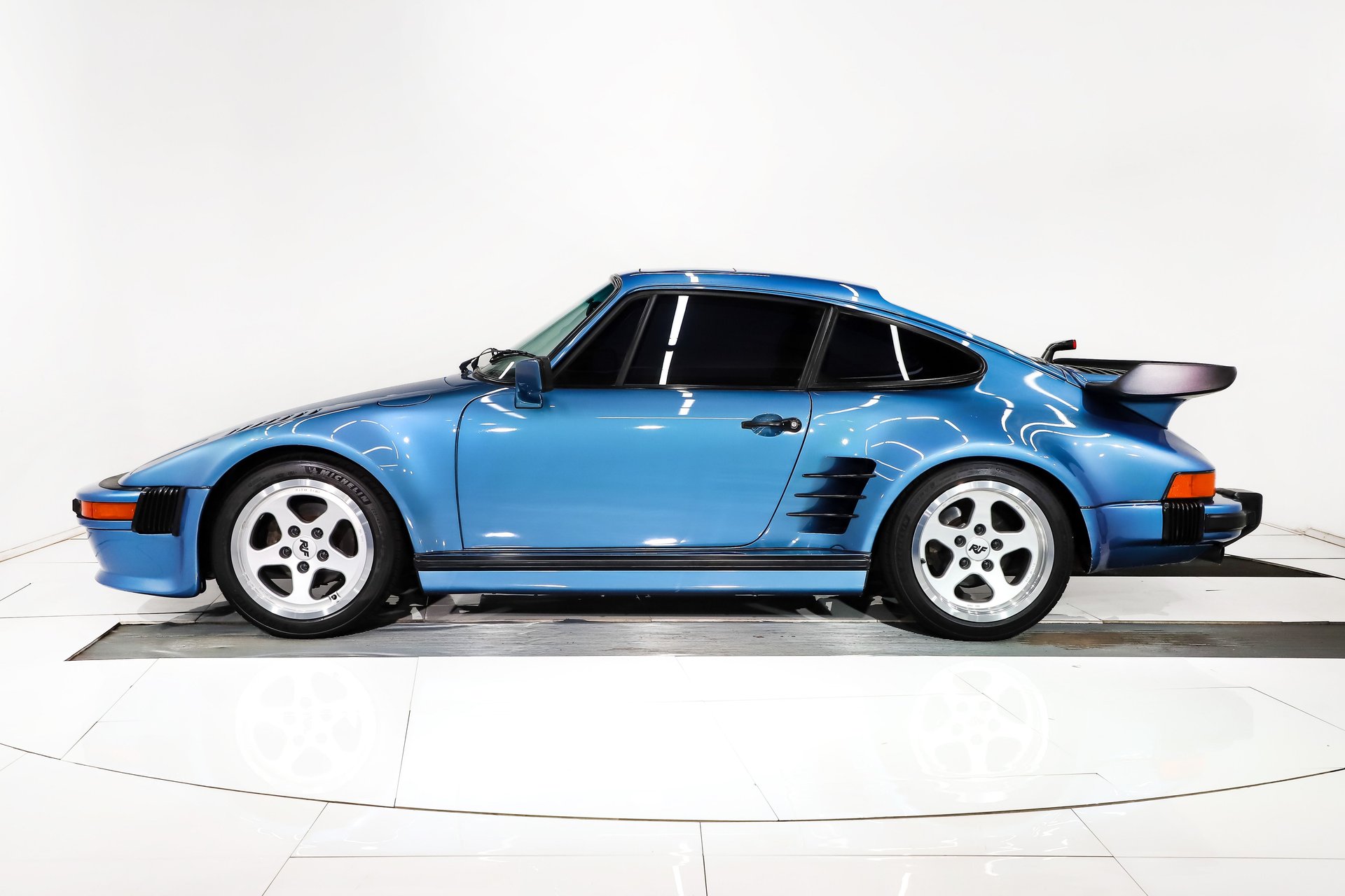 1974 Porsche 911 thumbnail 45