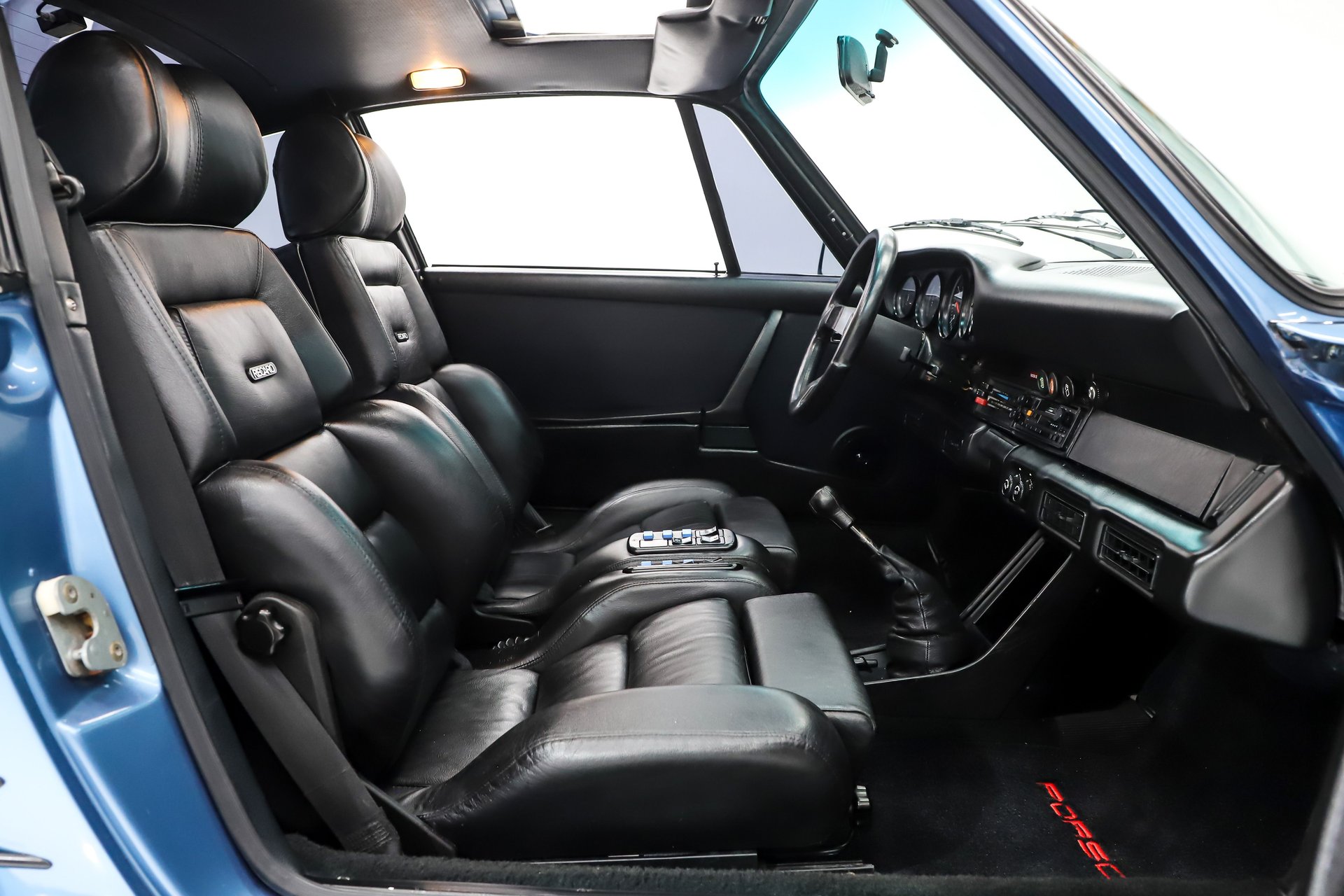 1974 Porsche 911 thumbnail 47